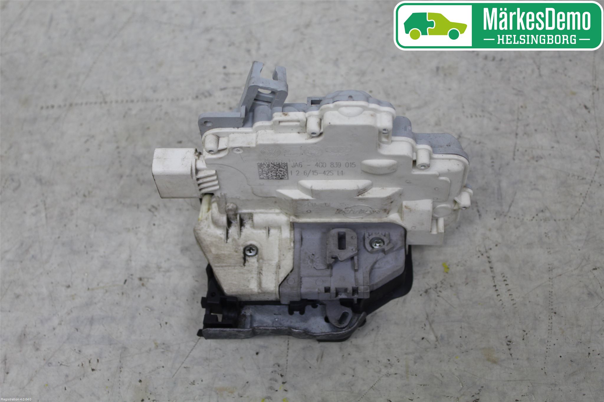 Audi A6 ALLROAD 12-18 Centrallåsmotor Vänster