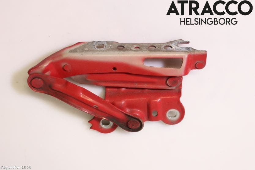 Skoda SUPERB 16-24 Huvgångjärn