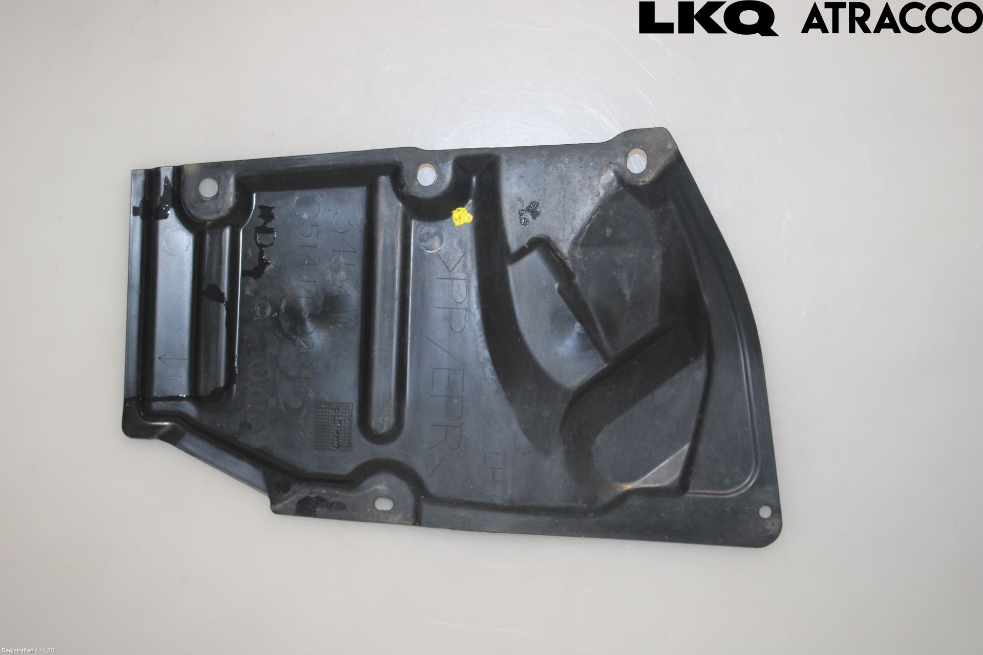 Toyota AVENSIS 09-15 Hasplåt Plåt-Plast