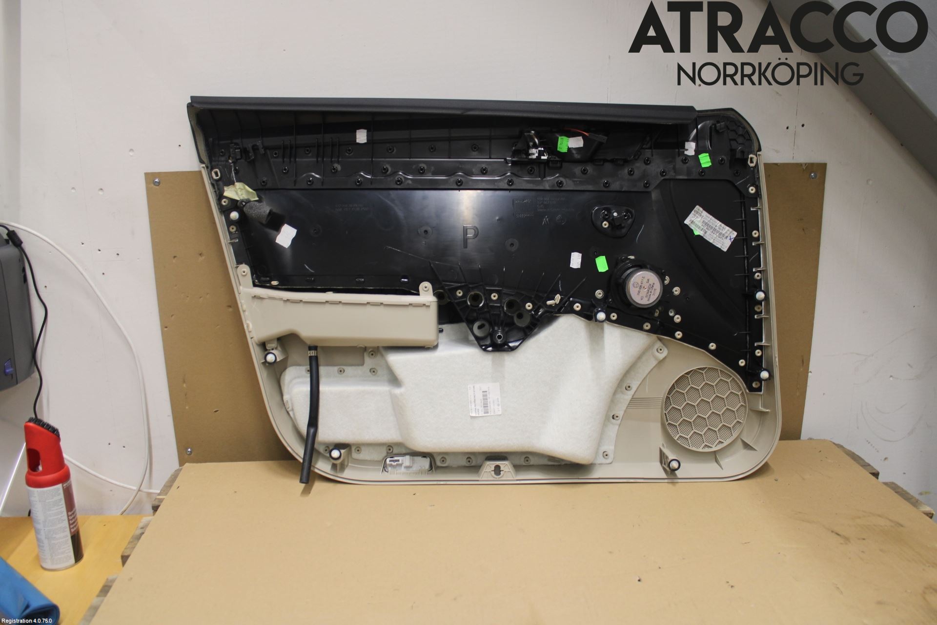 Skoda SUPERB 09-15 Dörrklädsel Hö