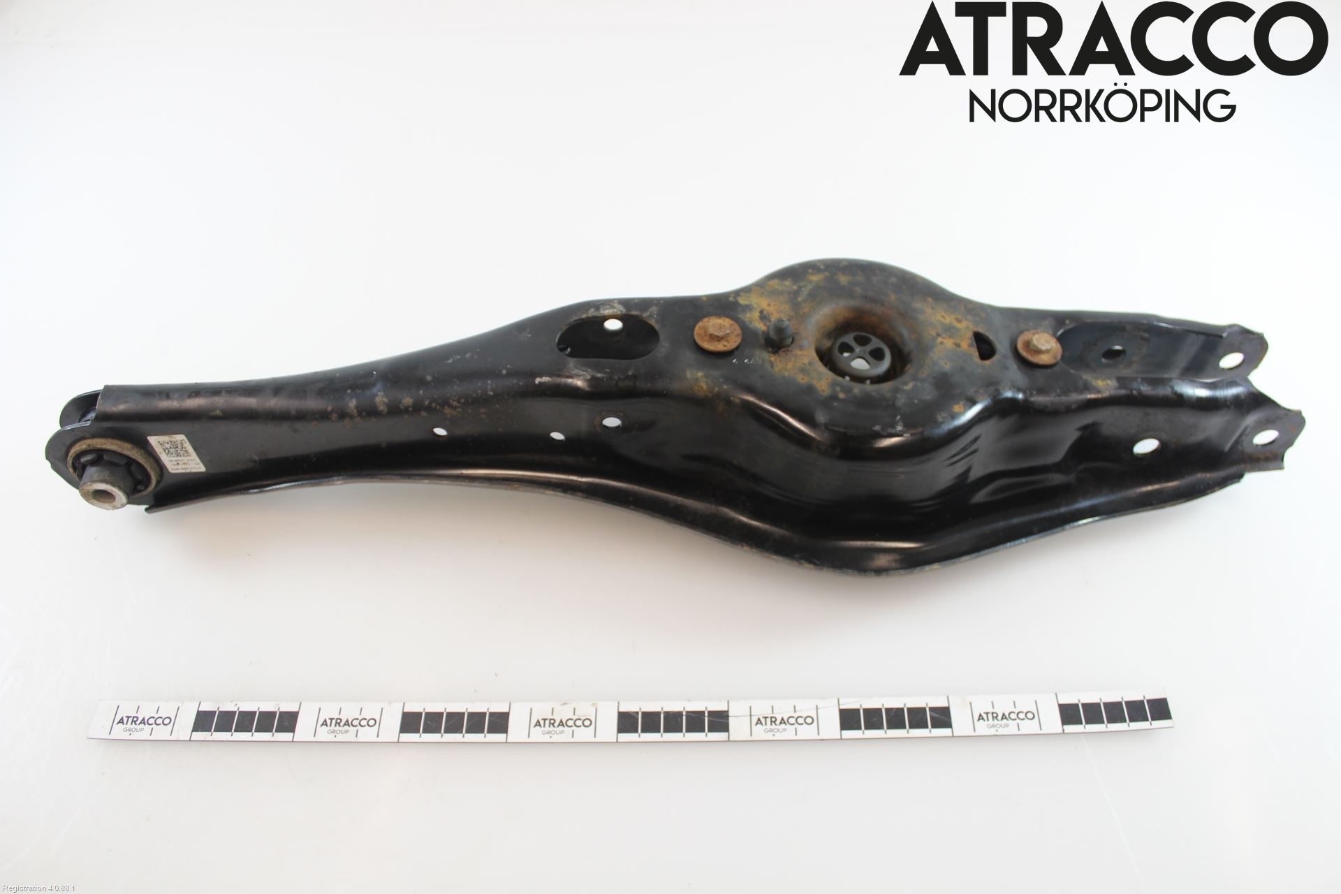 Audi Q3 F3 19- Bärarm Bak Höger