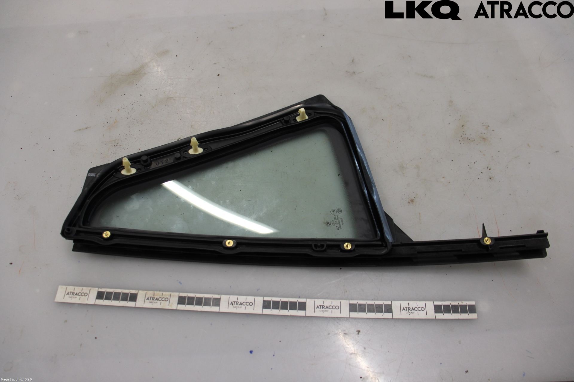 BMW X1 F48 15-22 Dörruta Bak Lilla Hö