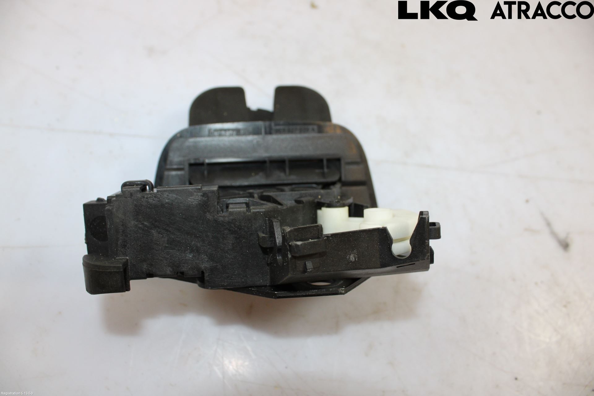 Audi A4/S4 05-07 Låskista Baklucka