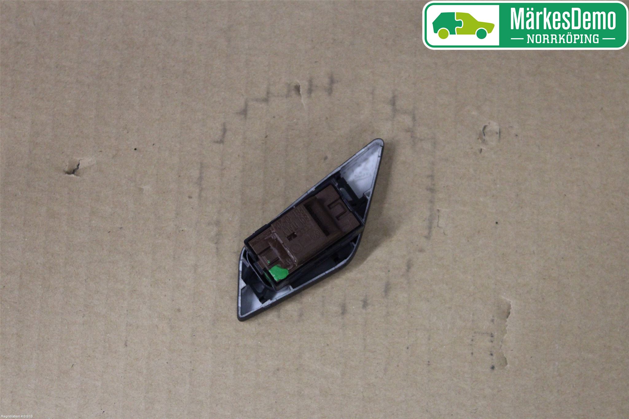 Audi A8/S8 4H 10-17 Strömställare Centrallås