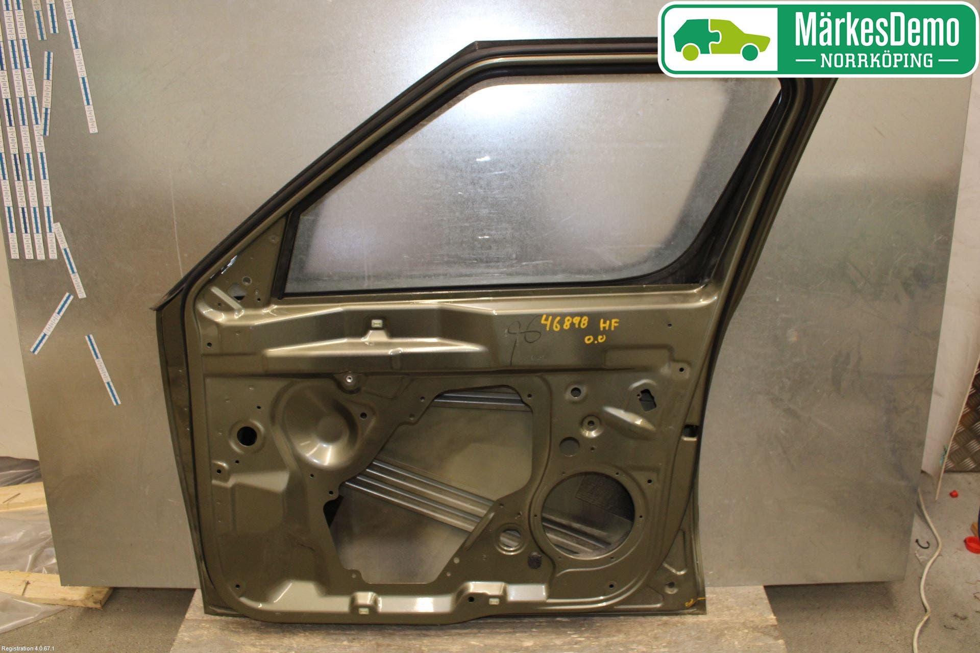 Skoda YETI Dörr Fram Höger