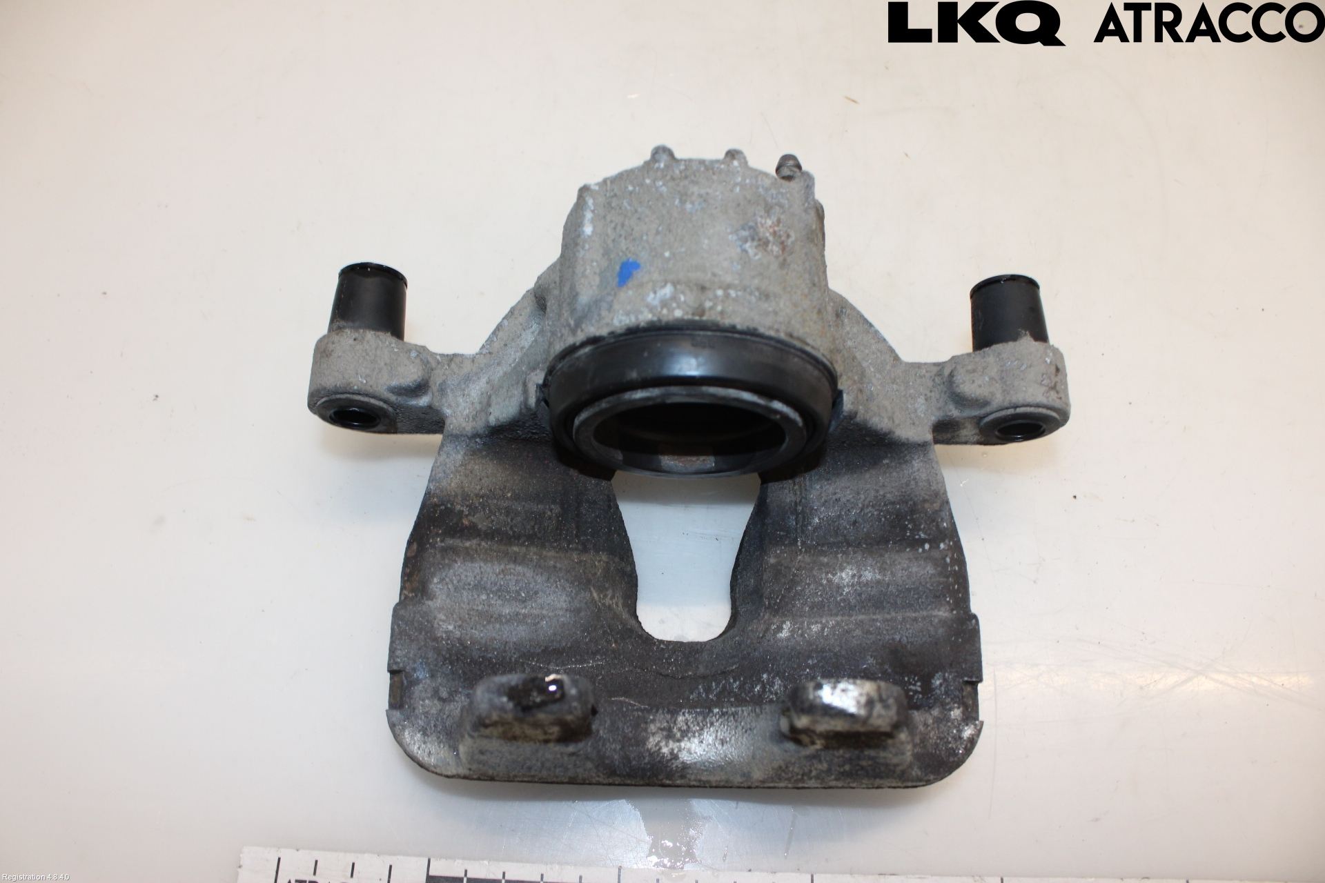 Volkswagen VW PASSAT 24- Bromsok Fram Höger