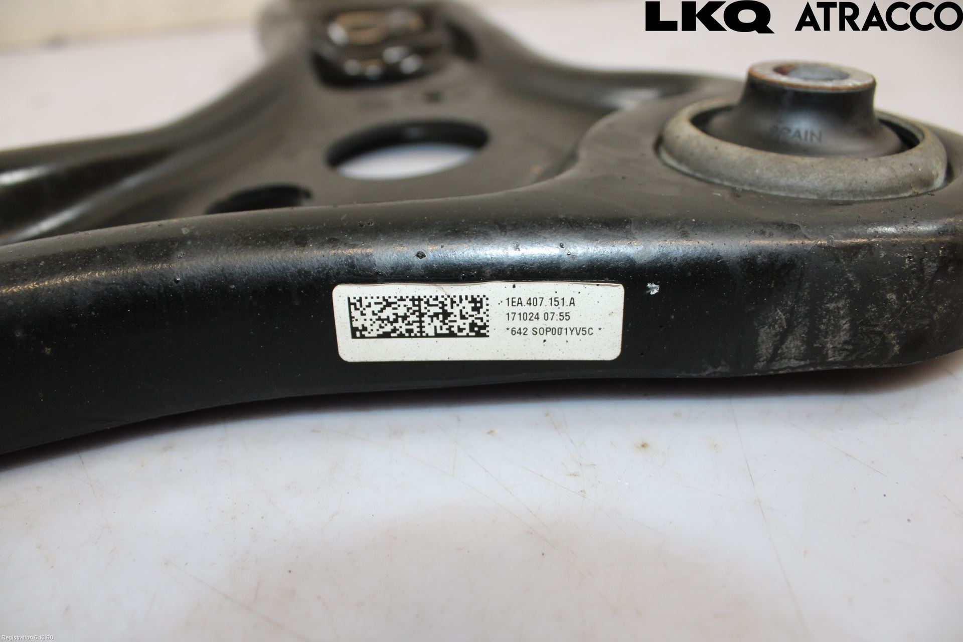 Volkswagen VW ID.7/TOURER 24- Bärarm Fram Undre Vä
