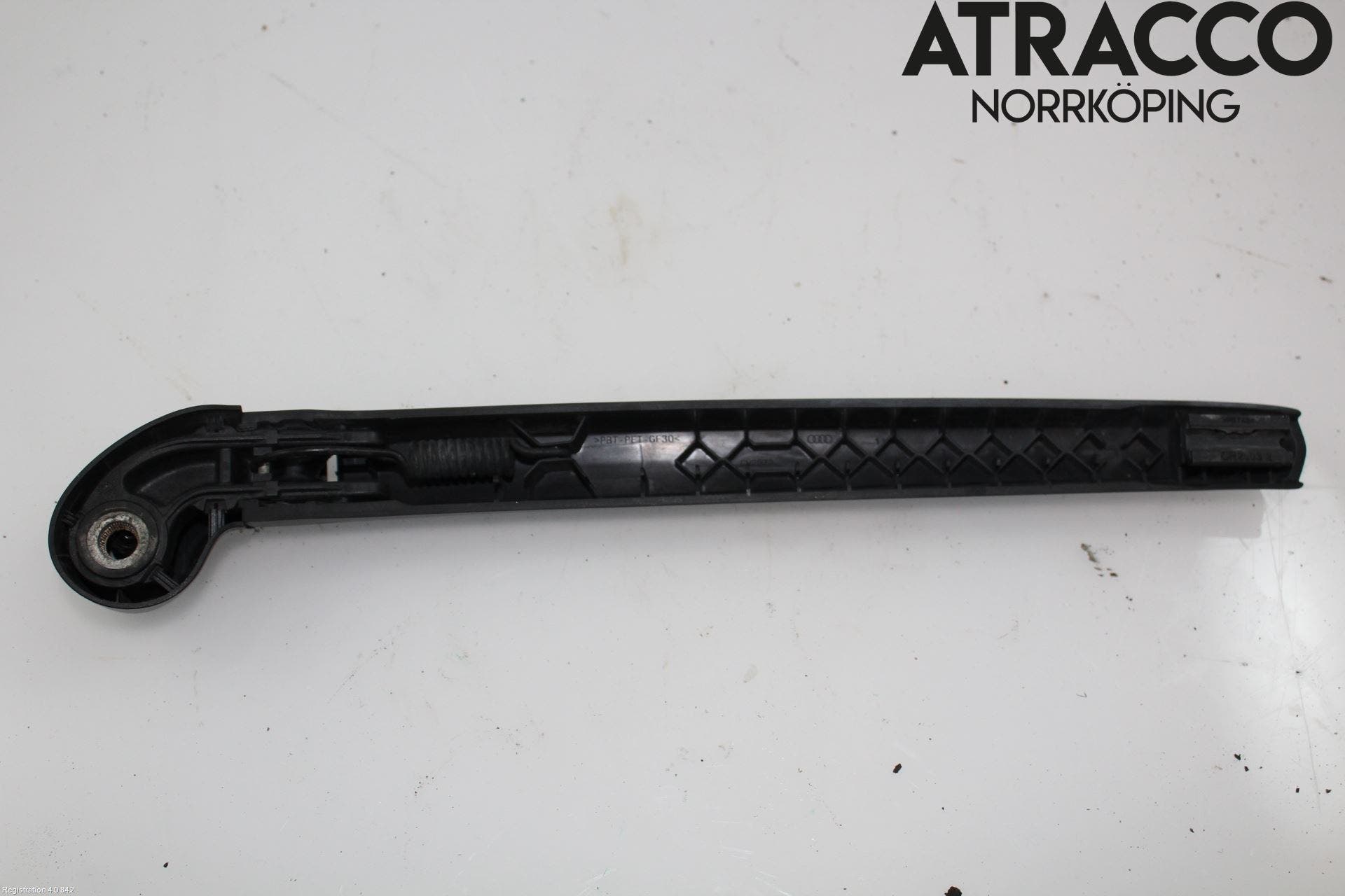 Audi A6 F2/C8 19- Torkararm-Bakruta