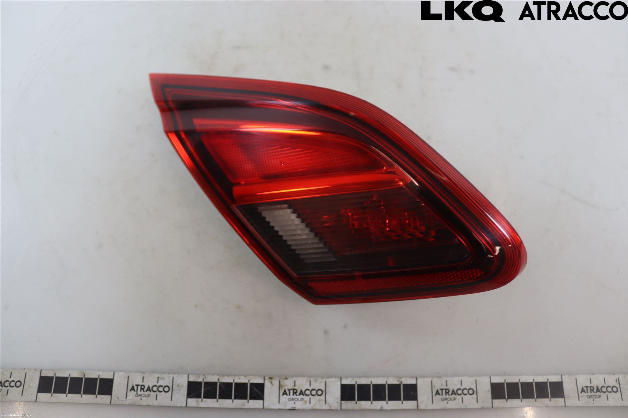 Opel CORSA E 15-19 Bakljus Lucka Vä