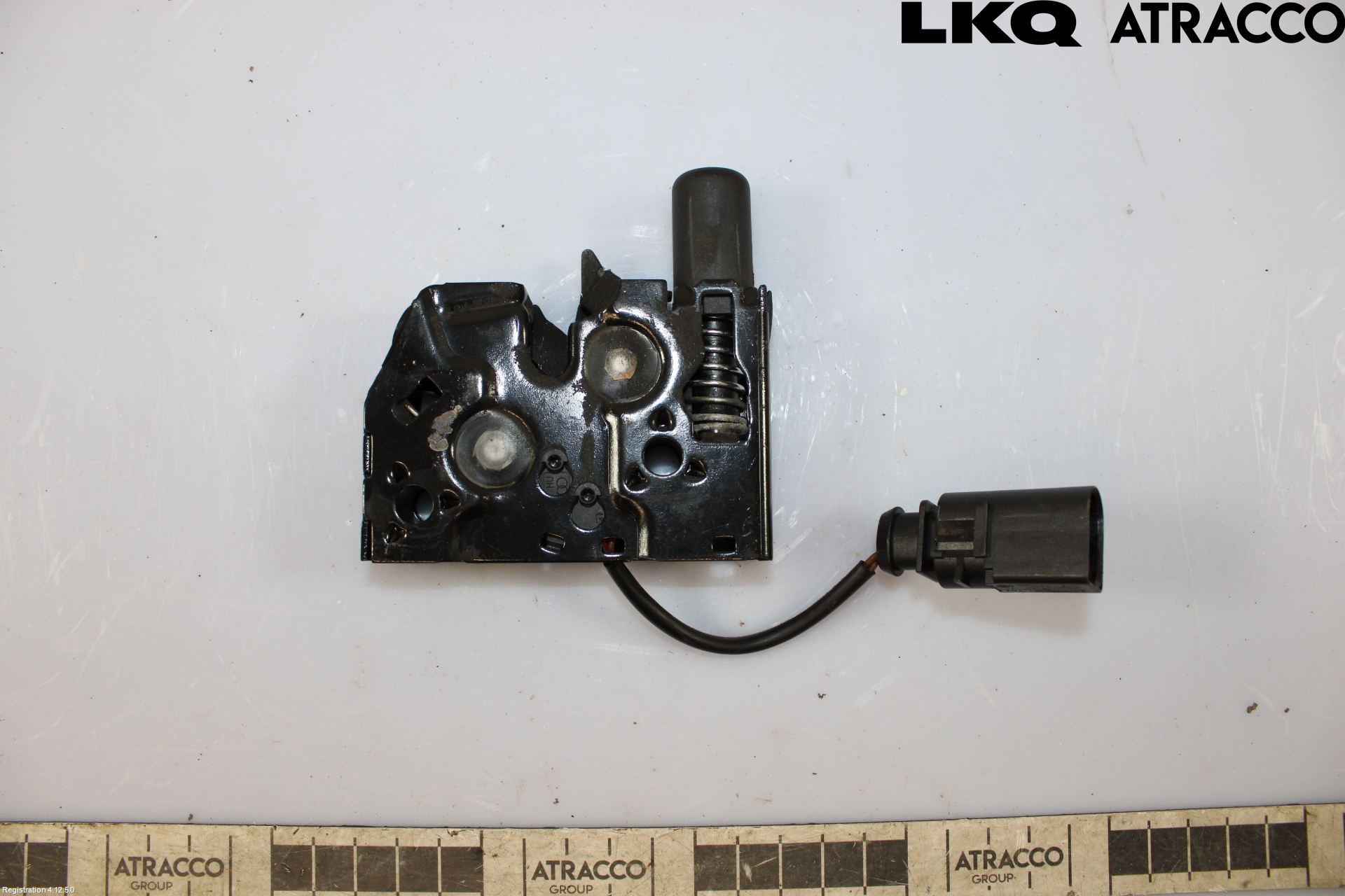 Audi Q3 8U 12-18 Huvlås