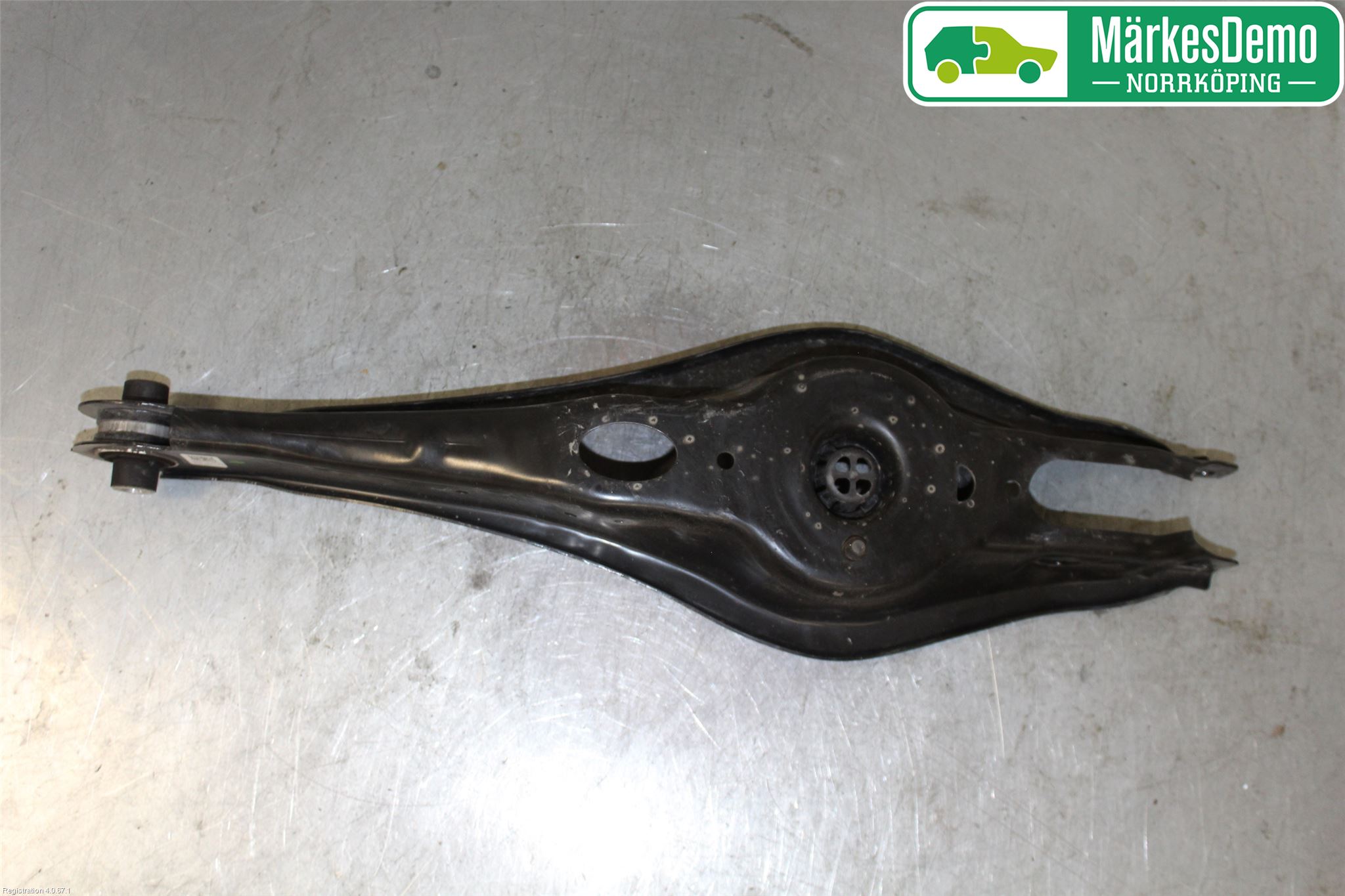 Volkswagen VW GOLF / E-GOLF VII 13-20 Bärarm Bak Höger