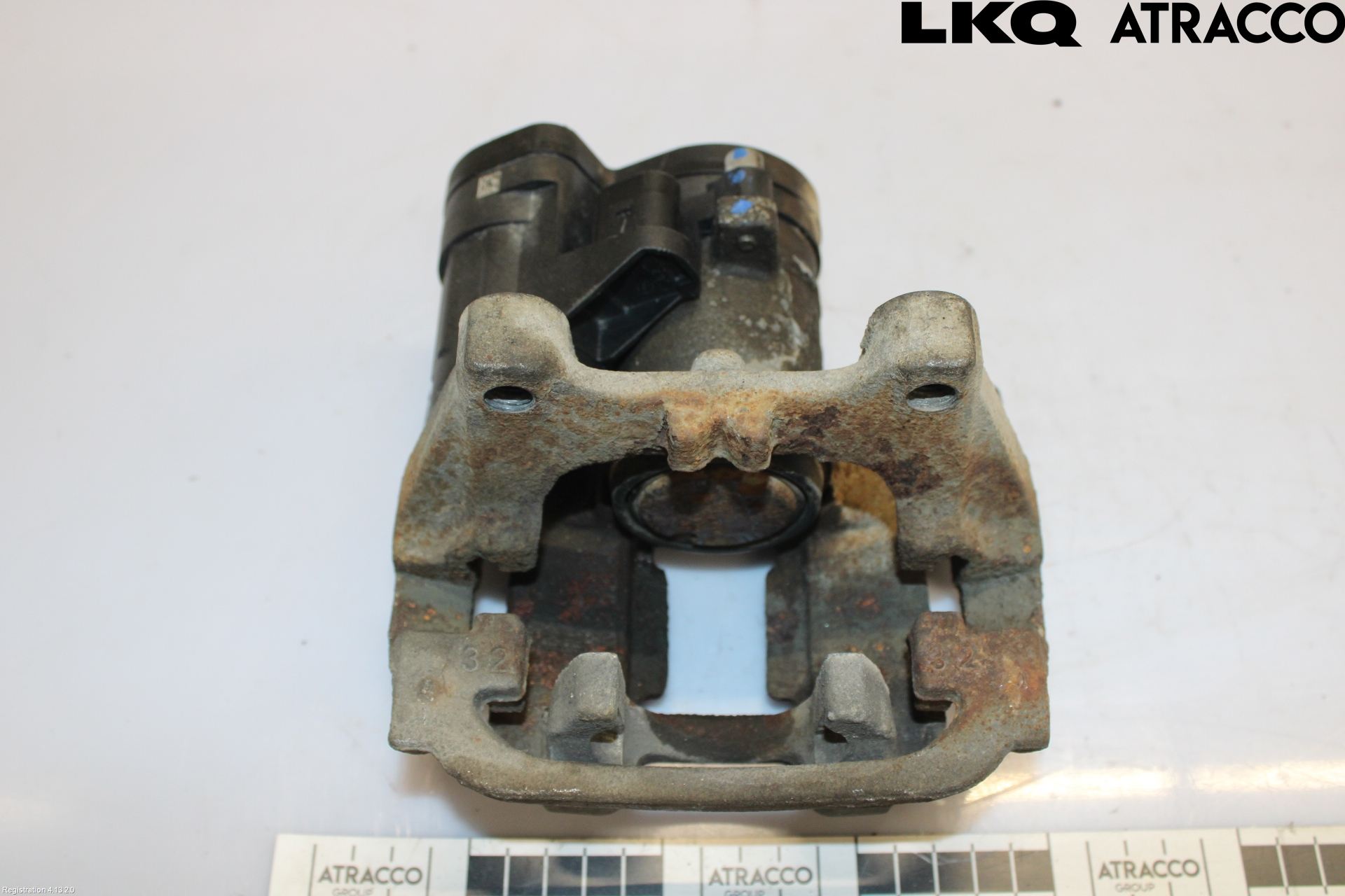 MG 4 23- Bromsok Bak Vänster
