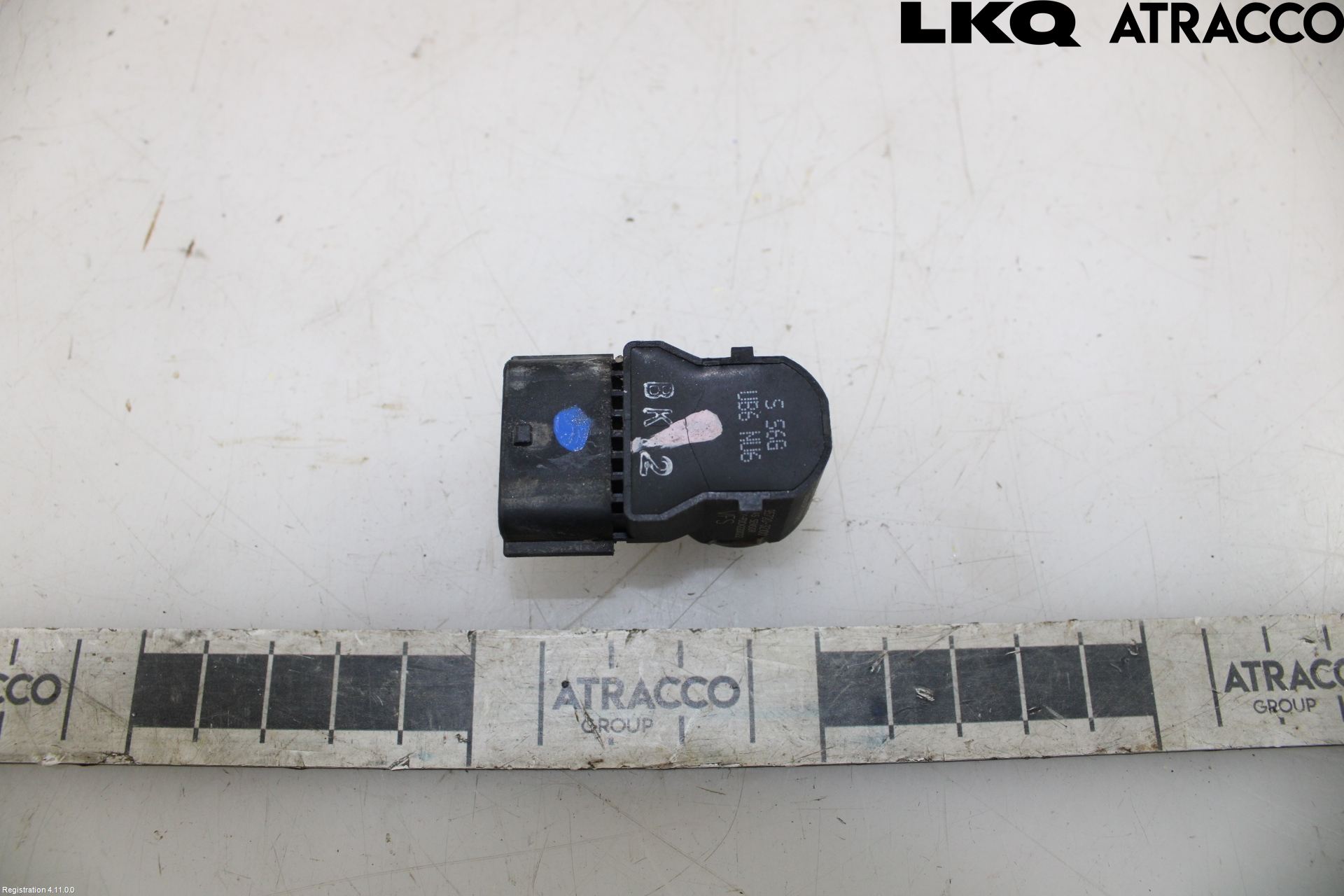 Hyundai i40 08-15 Parkeringshjälp Frontsensor