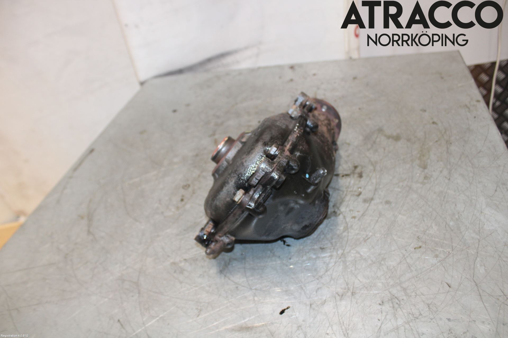 BMW X3 E83     03-10 Framvagn Diffrential