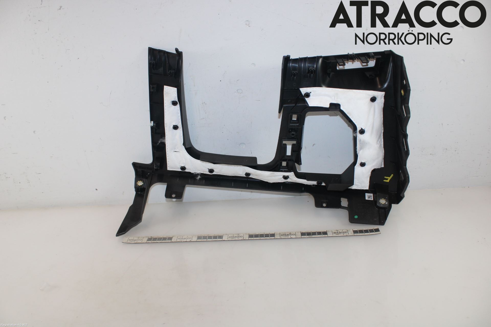 Audi Q4 E-TRON FZ 22- Instrumentbräda Sparkskydd