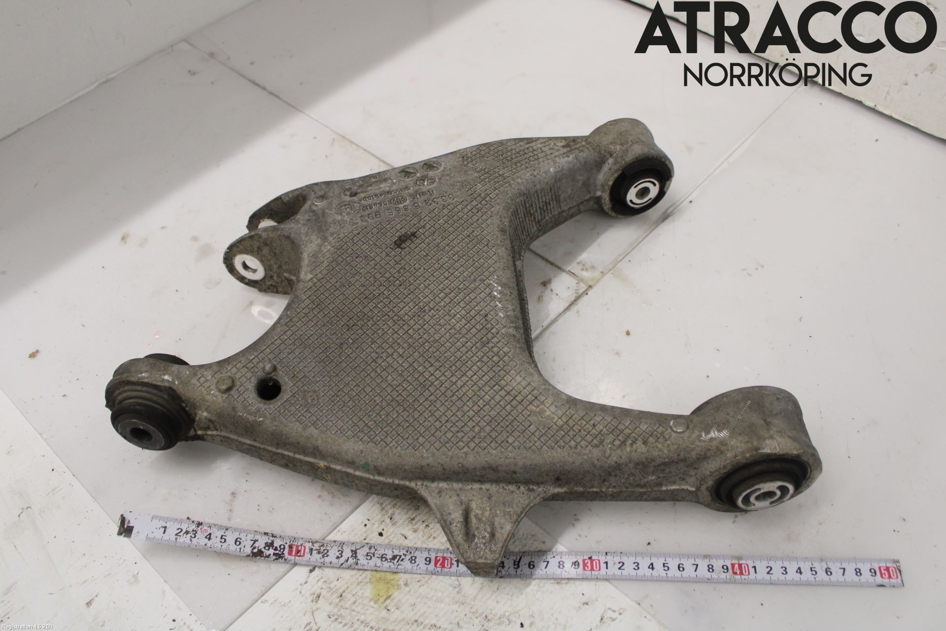 BMW 5 F10/F11/F18 09-17 Bärarm Bak Höger