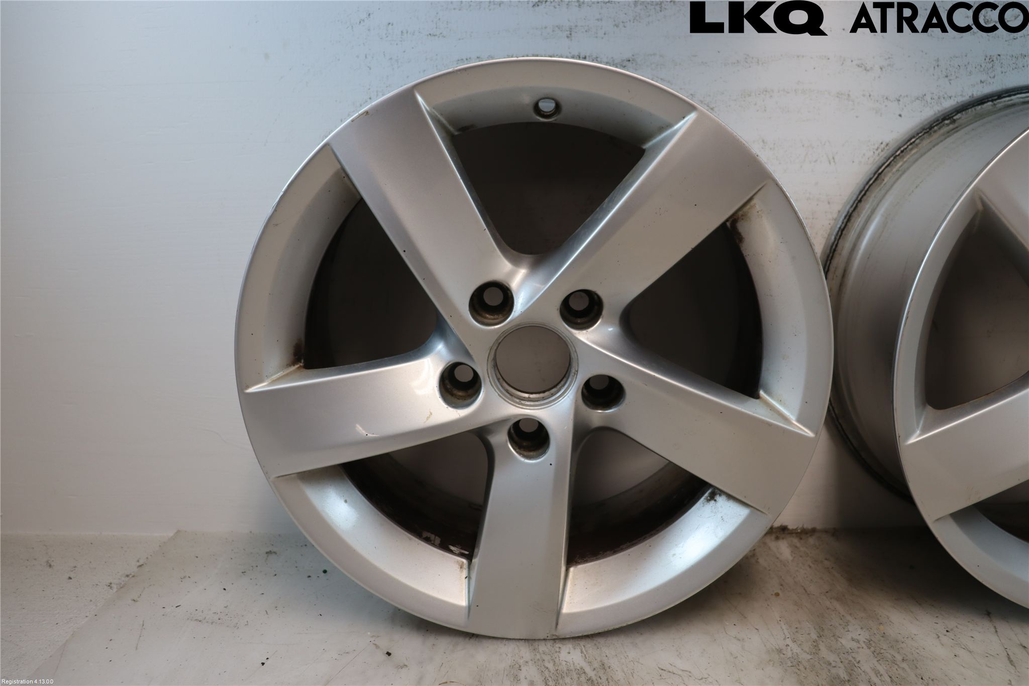Volkswagen VW PASSAT 11-14 Fälgsats Aluminium