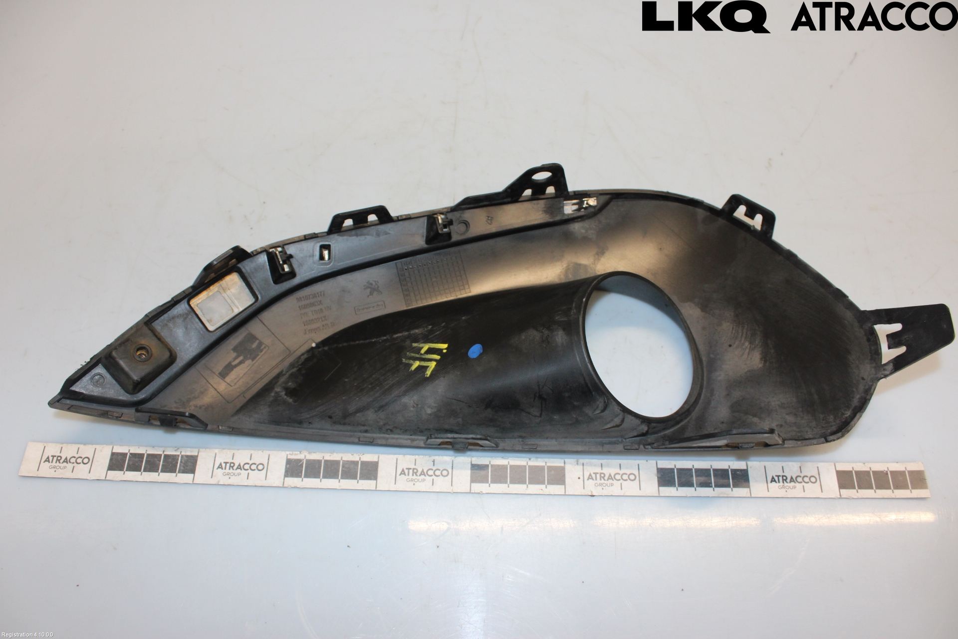 Peugeot 208 12-15 Dimljussarg Fram