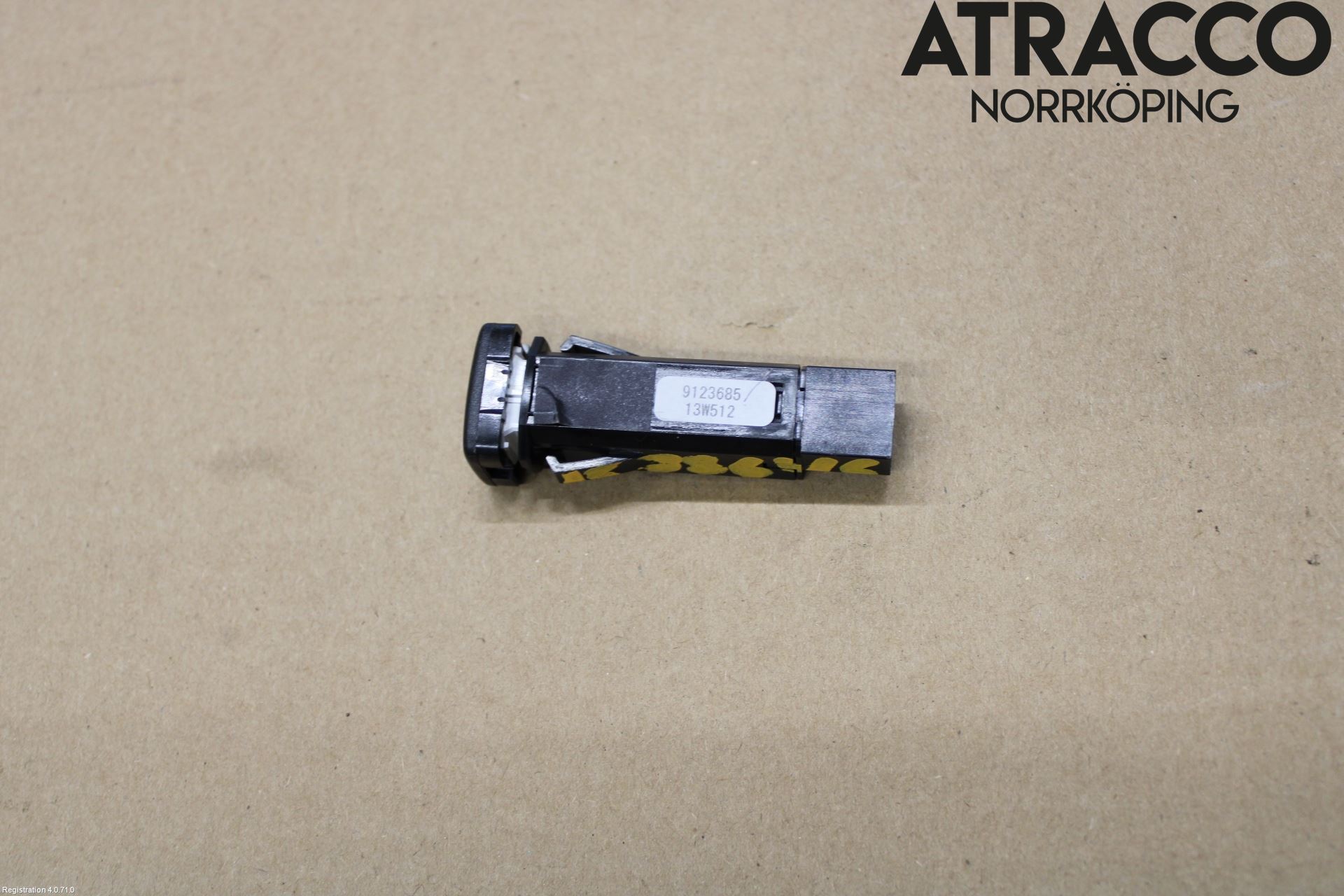 Volvo V70 14-16 Strömställare Varnings