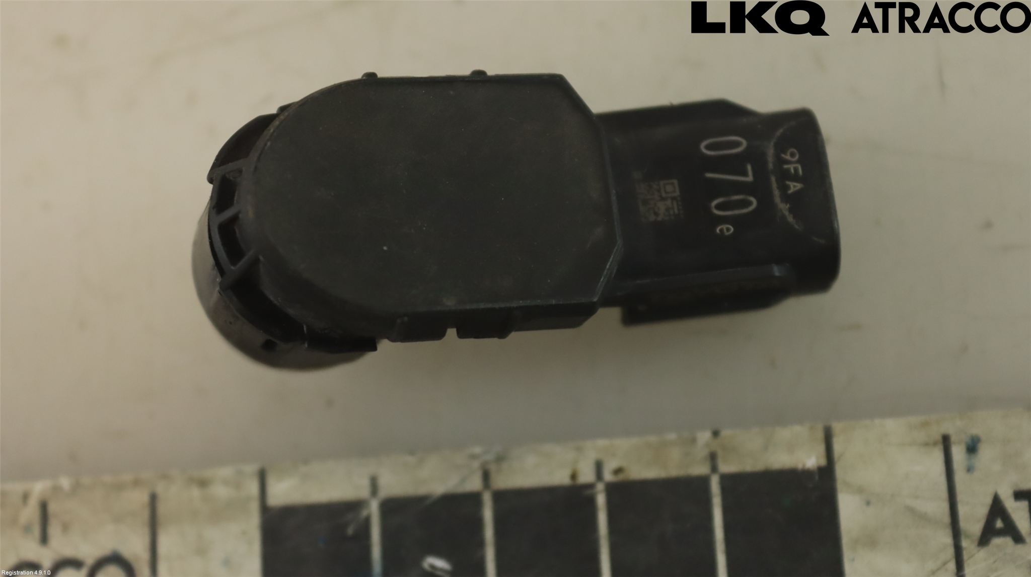 Toyota RAV4 19- Parkeringshjälp Frontsensor