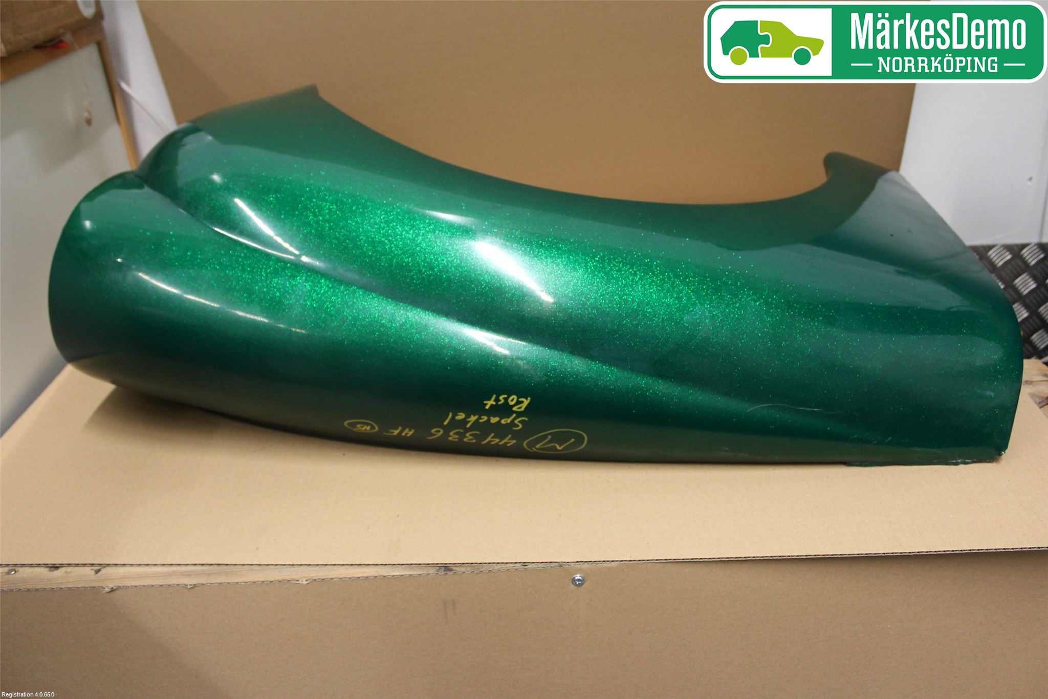 BMC ÖVRIGT/DIREKTIMPORT Skärm Fram Höger