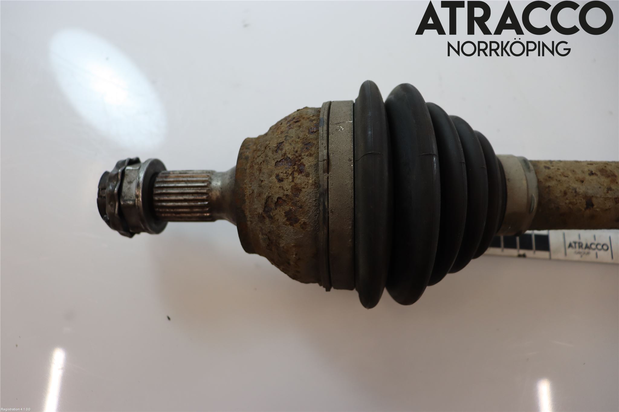 Peugeot 308 08-13 Drivaxel Fram Höger
