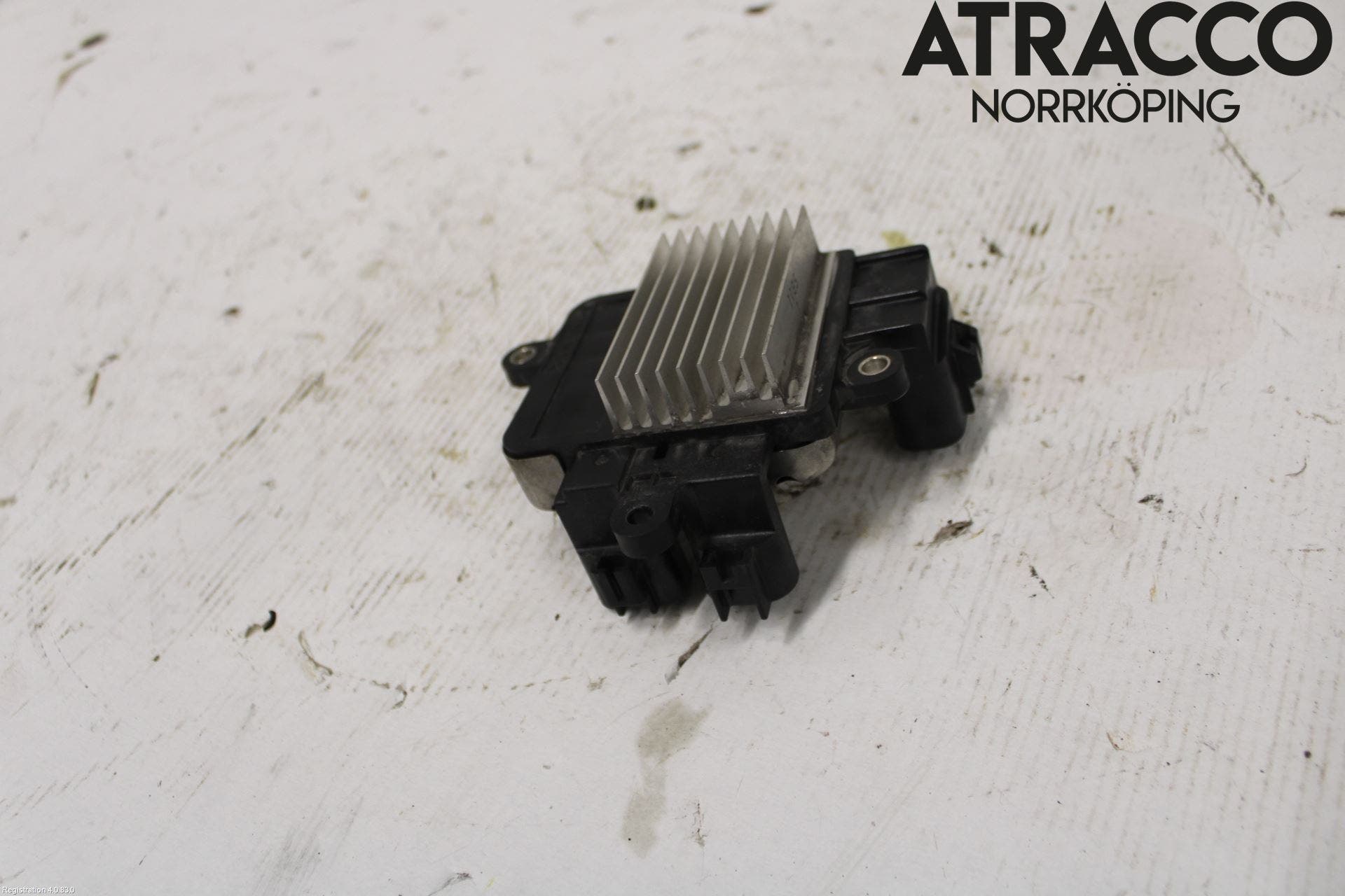 Toyota AURIS 13-19 Relä Kylfläkt