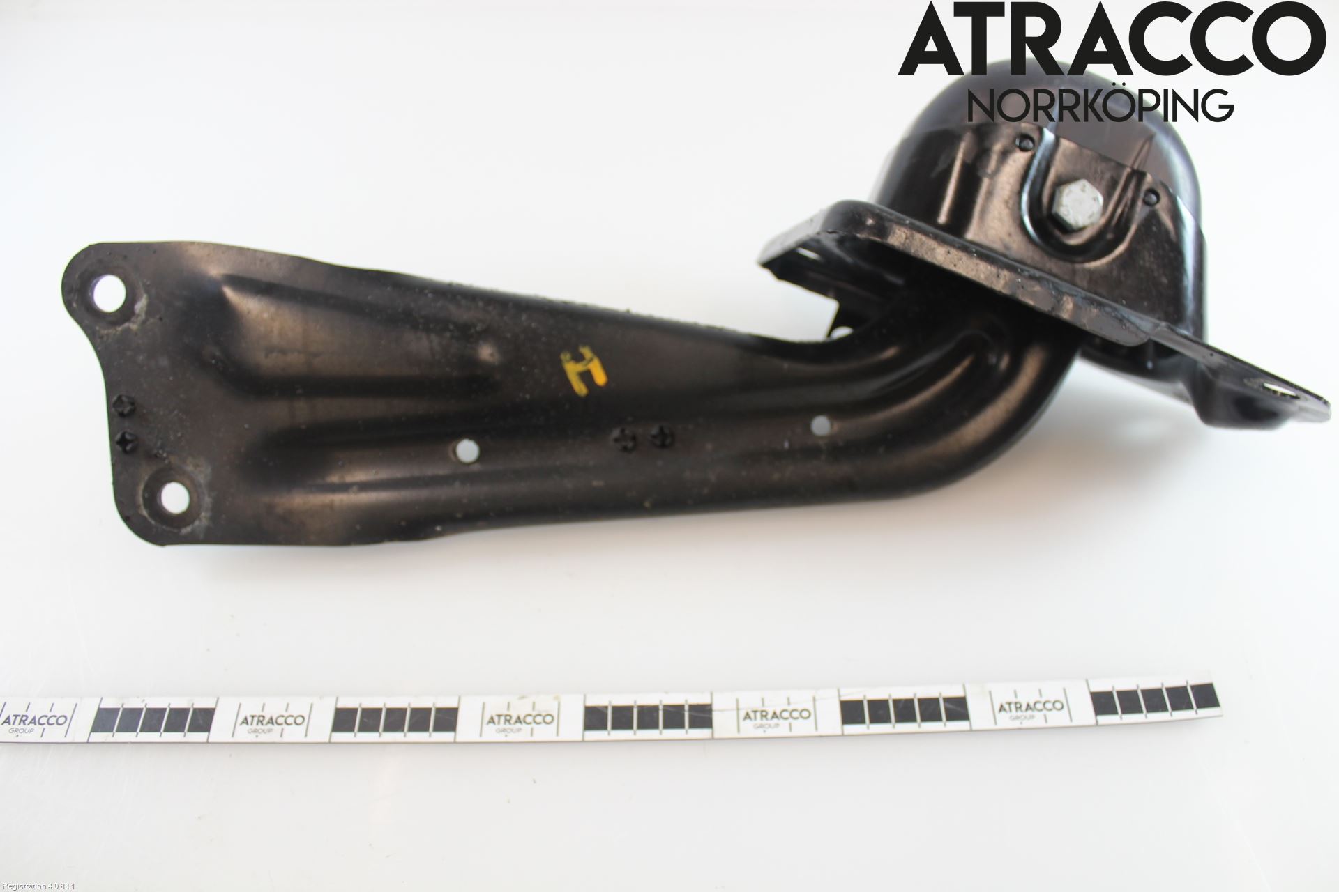 Audi Q3 F3 19- Bärarm Bak Höger