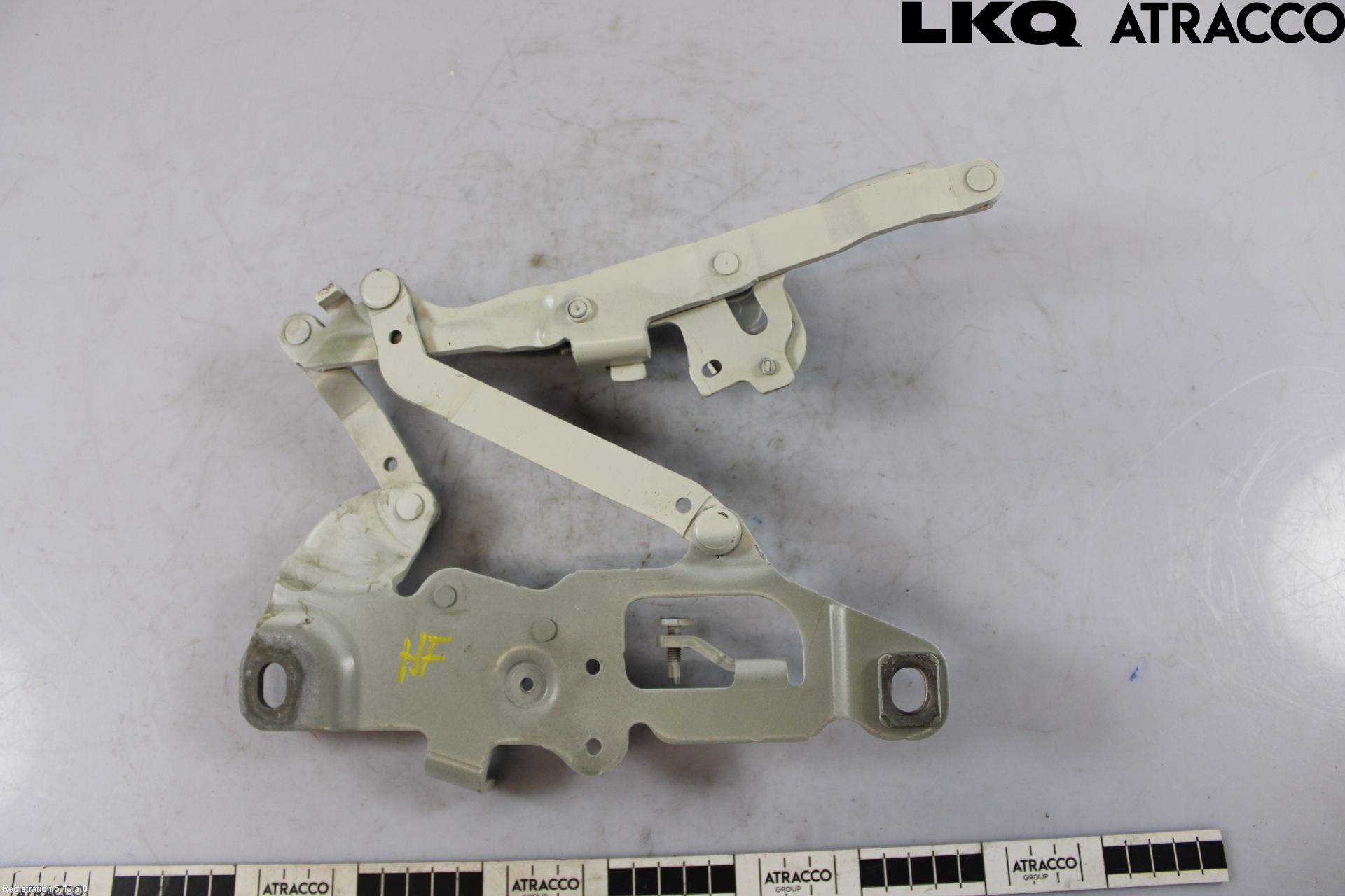 BMW 5 F10/F11/F18 09-17 Huvgångjärn