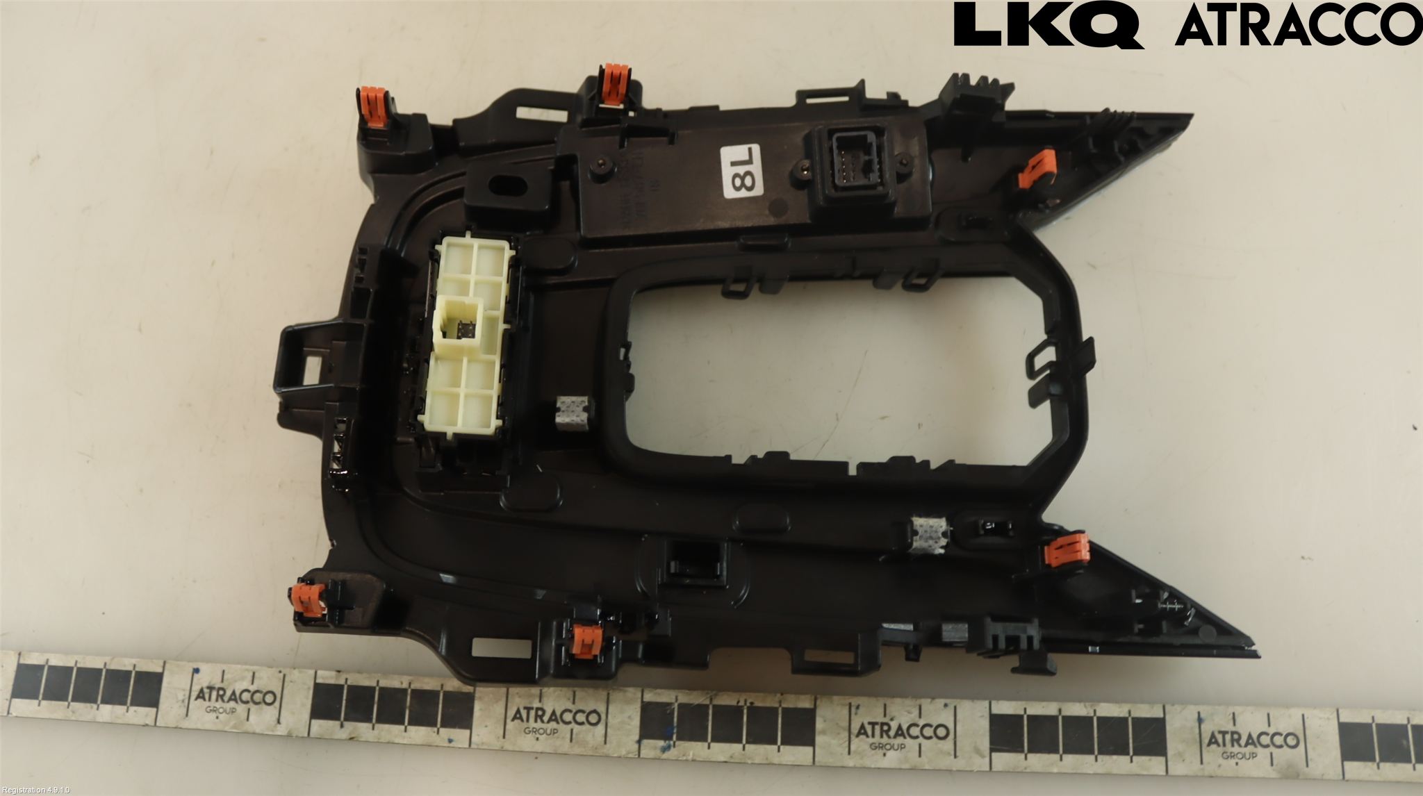 Toyota COROLLA 19- Inredning Sarg Växelspak