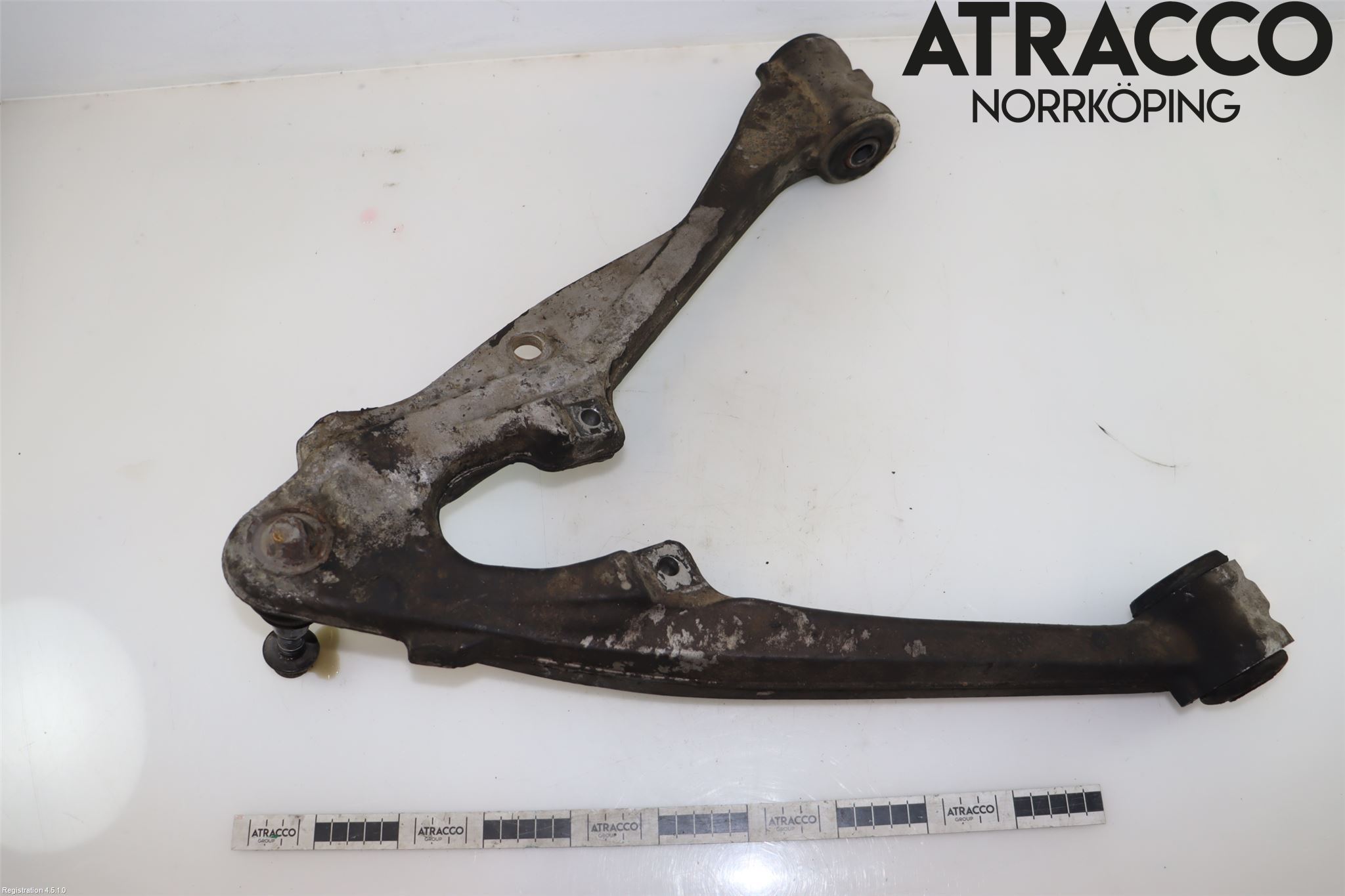 Chevrolet SUBURBAN Bärarm Fram Undre Hö