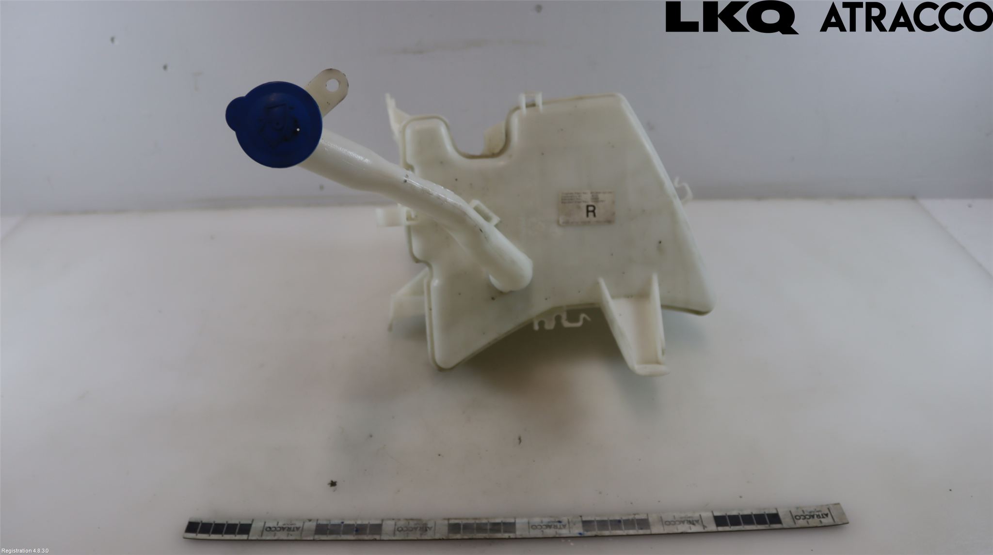 Toyota AURIS 10-12 Spolartank Vindruta-Strål