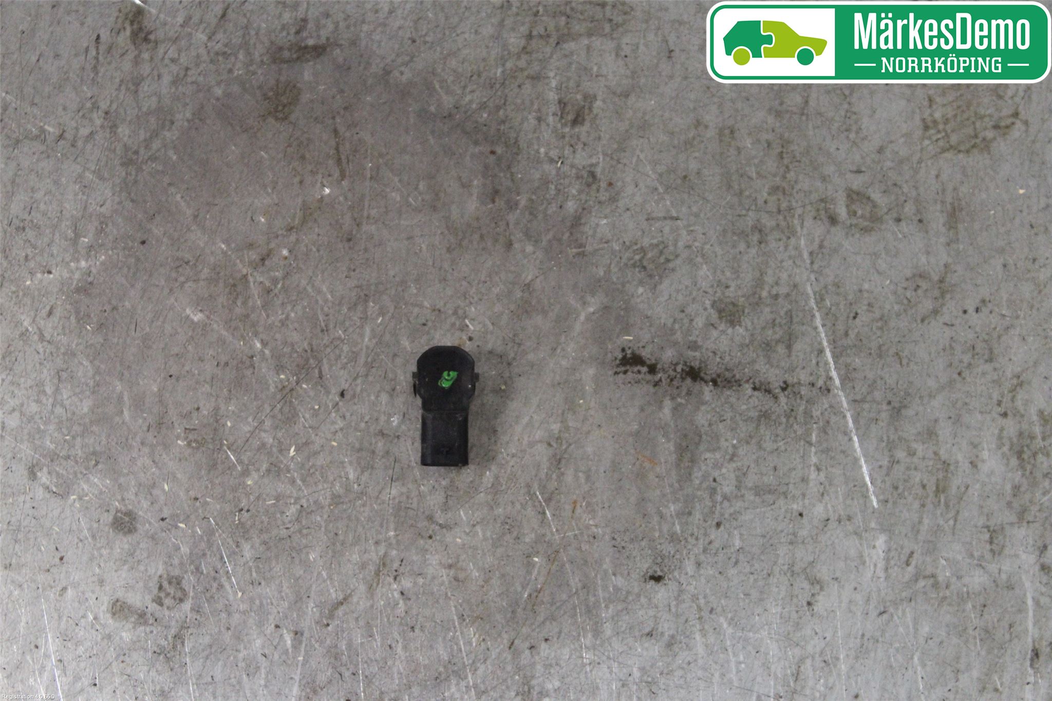 Volvo V40 12-19 Parkeringshjälp Backsensor