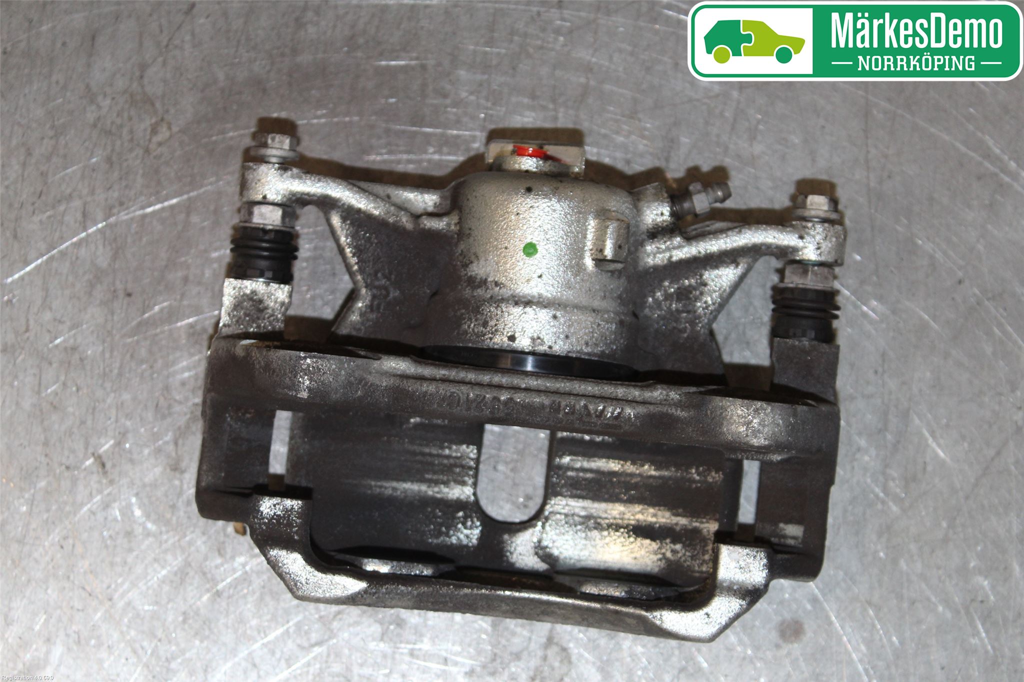 Volkswagen VW CADDY 16-20 Bromsok Fram Höger