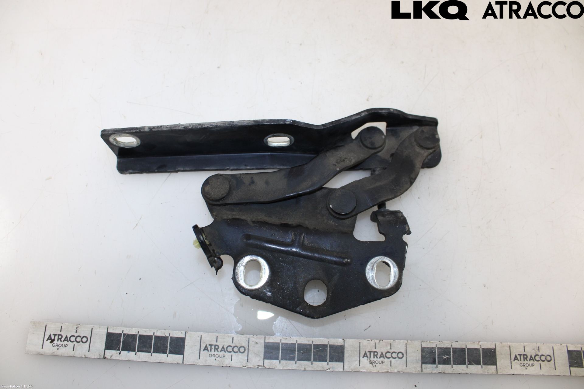 Volkswagen VW PASSAT 11-14 Huvgångjärn