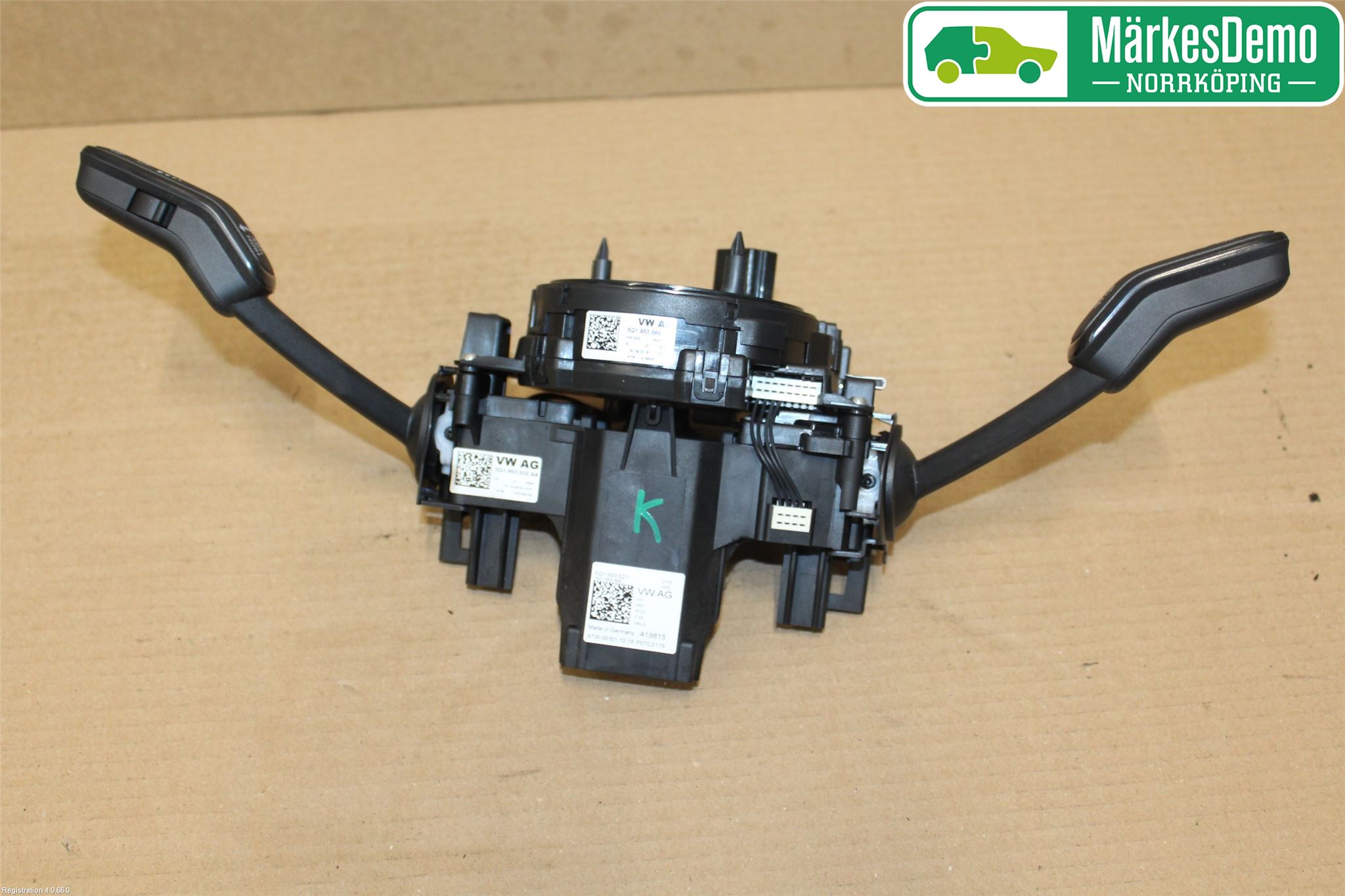 Volkswagen VW GOLF / E-GOLF VII 13-20 Spakcentral