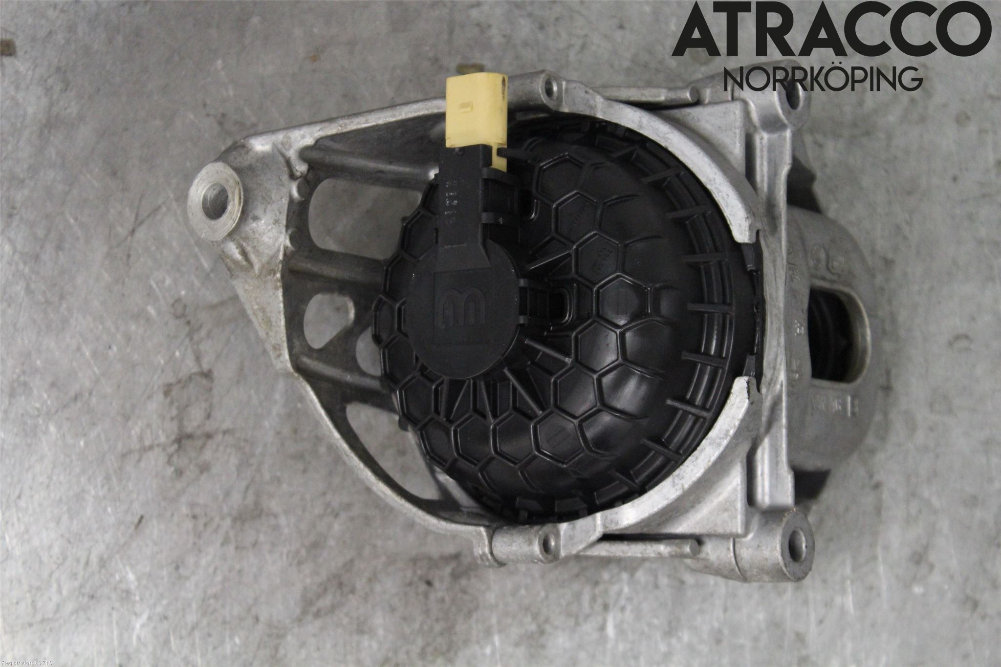 Audi A7 Sportback 4K 18- Motorfäste