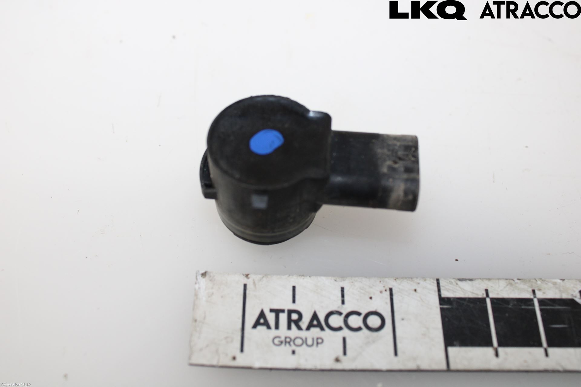 Skoda SUPERB 16-24 Parkeringshjälp Frontsensor