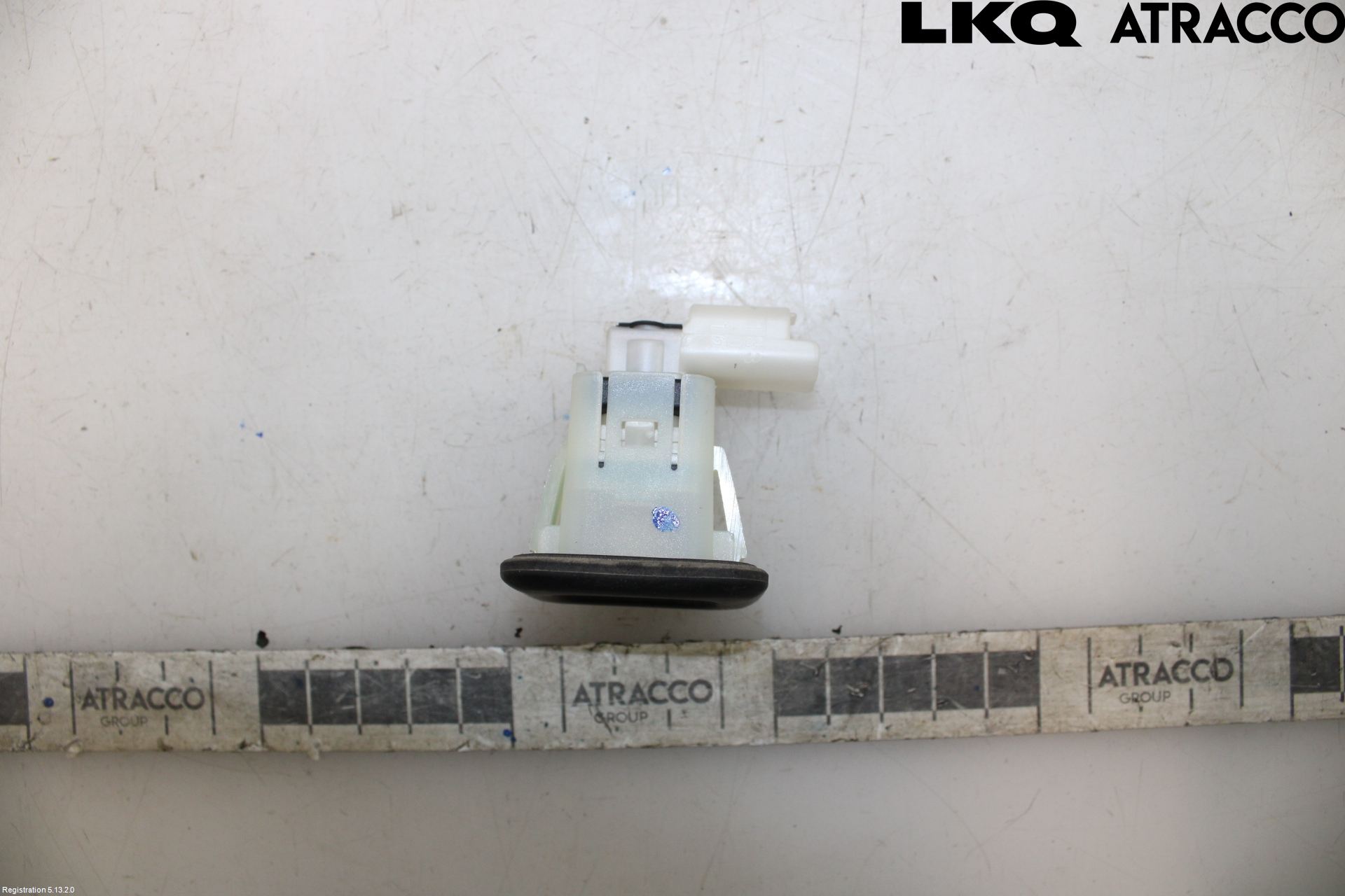 Citroen C4 PICASSO 14-18 Strömställare Baklucka