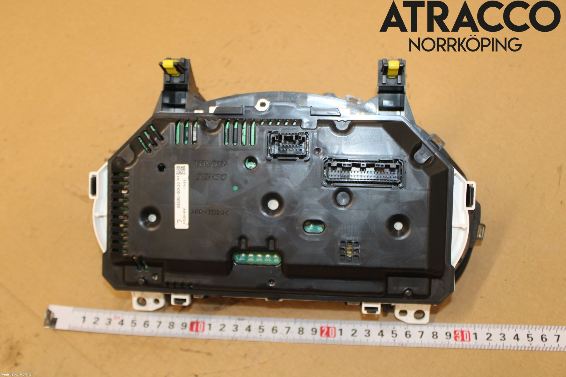 Toyota VERSO-S 11-16 Instrument Komb
