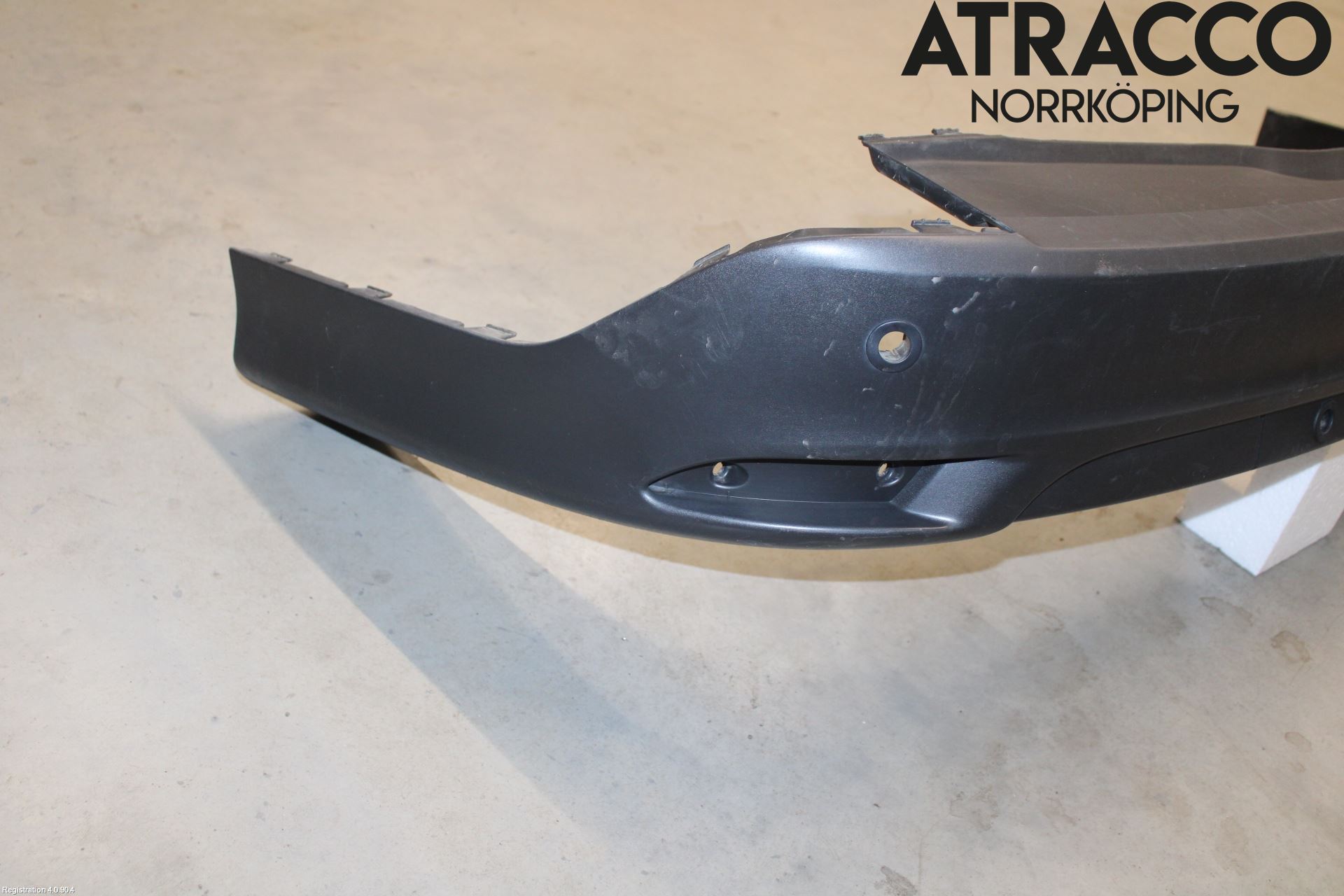 Ford FOCUS 15-18 Stötfångardel Bak Mitt