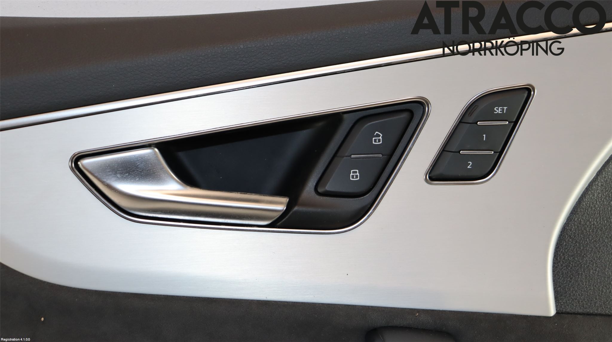 Audi Q7/SQ7 Dörrklädsel Vä