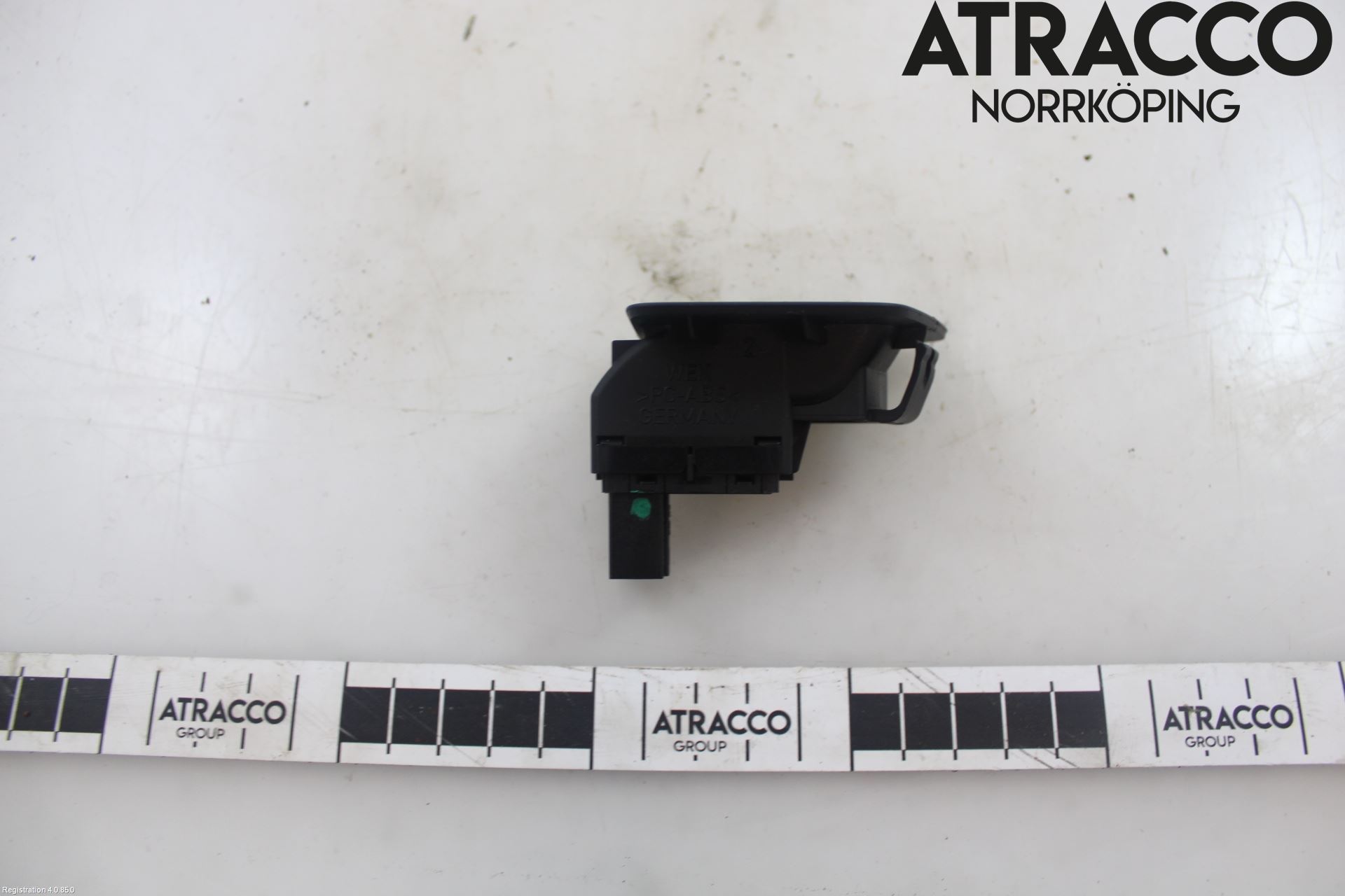 Volkswagen VW ARTEON 17- Strömställare Baklucka