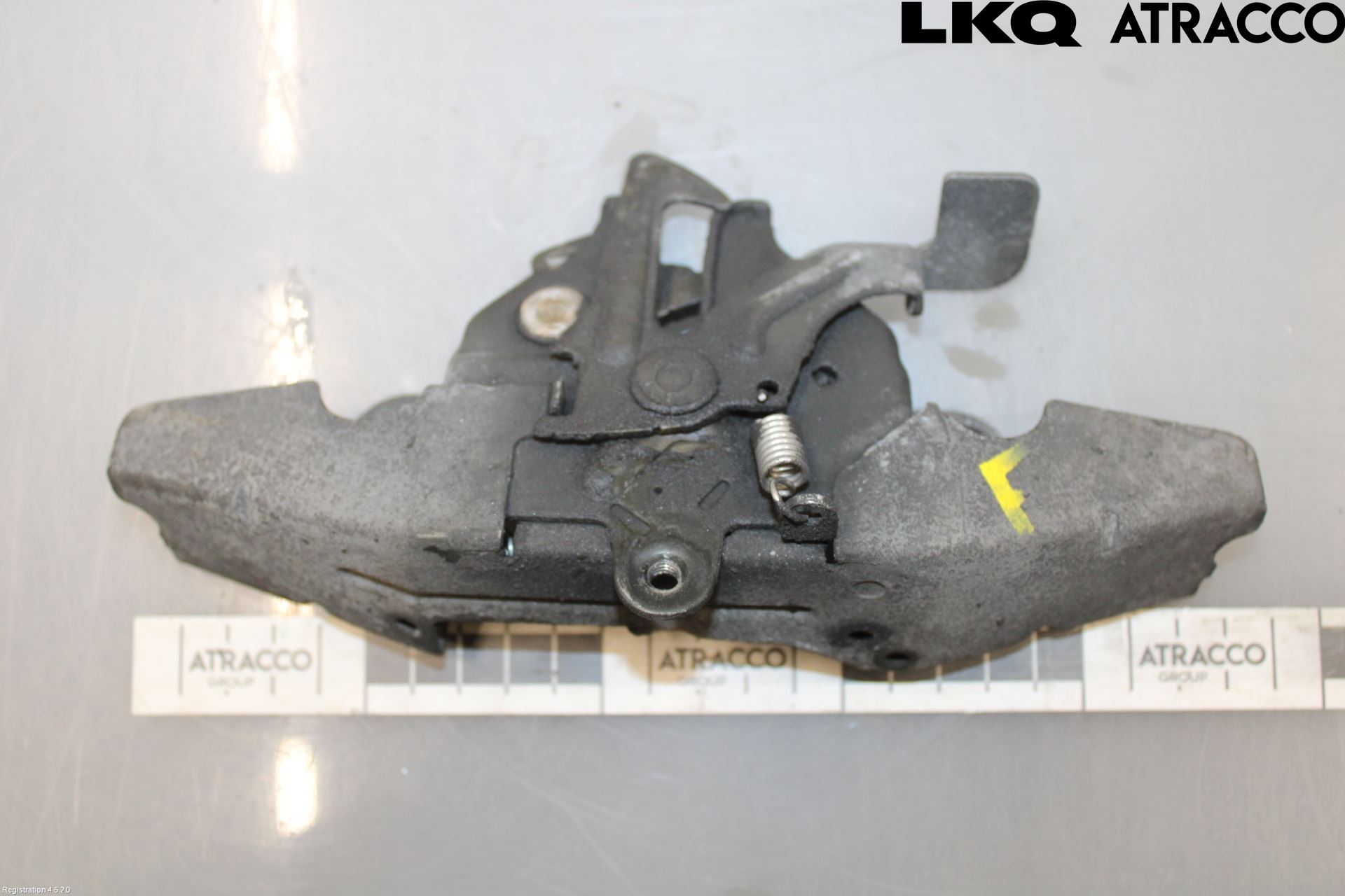 Toyota AVENSIS 03-06 Huvlås