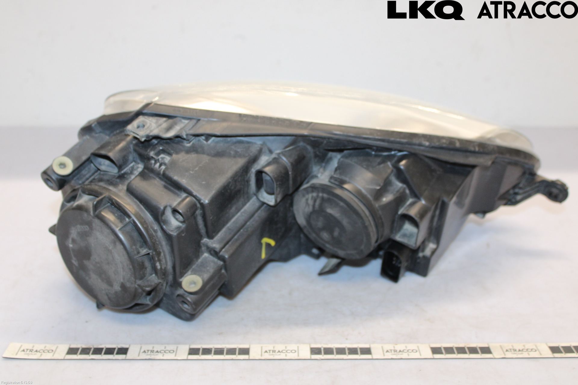 Volkswagen VW GOLF V 04-09 Strålkastare Vänster