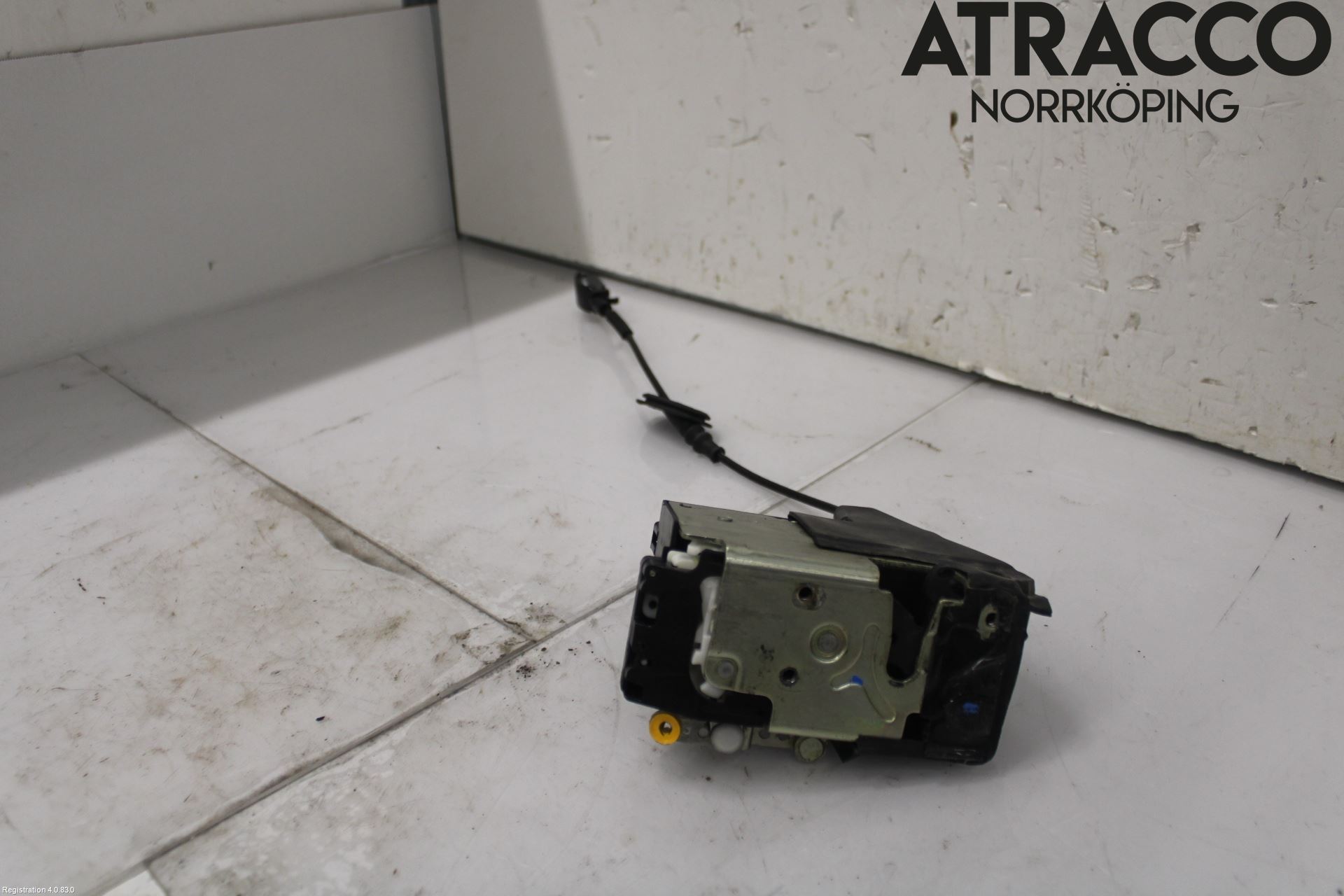 Ford FIESTA     06-08 Låskista-Dörrlås