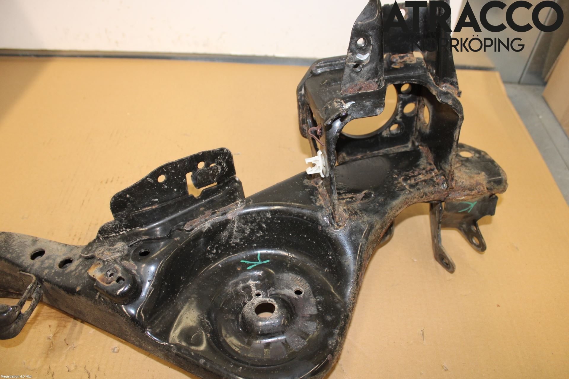 Nissan QASHQAI 14-17 Bärarm Bak Höger