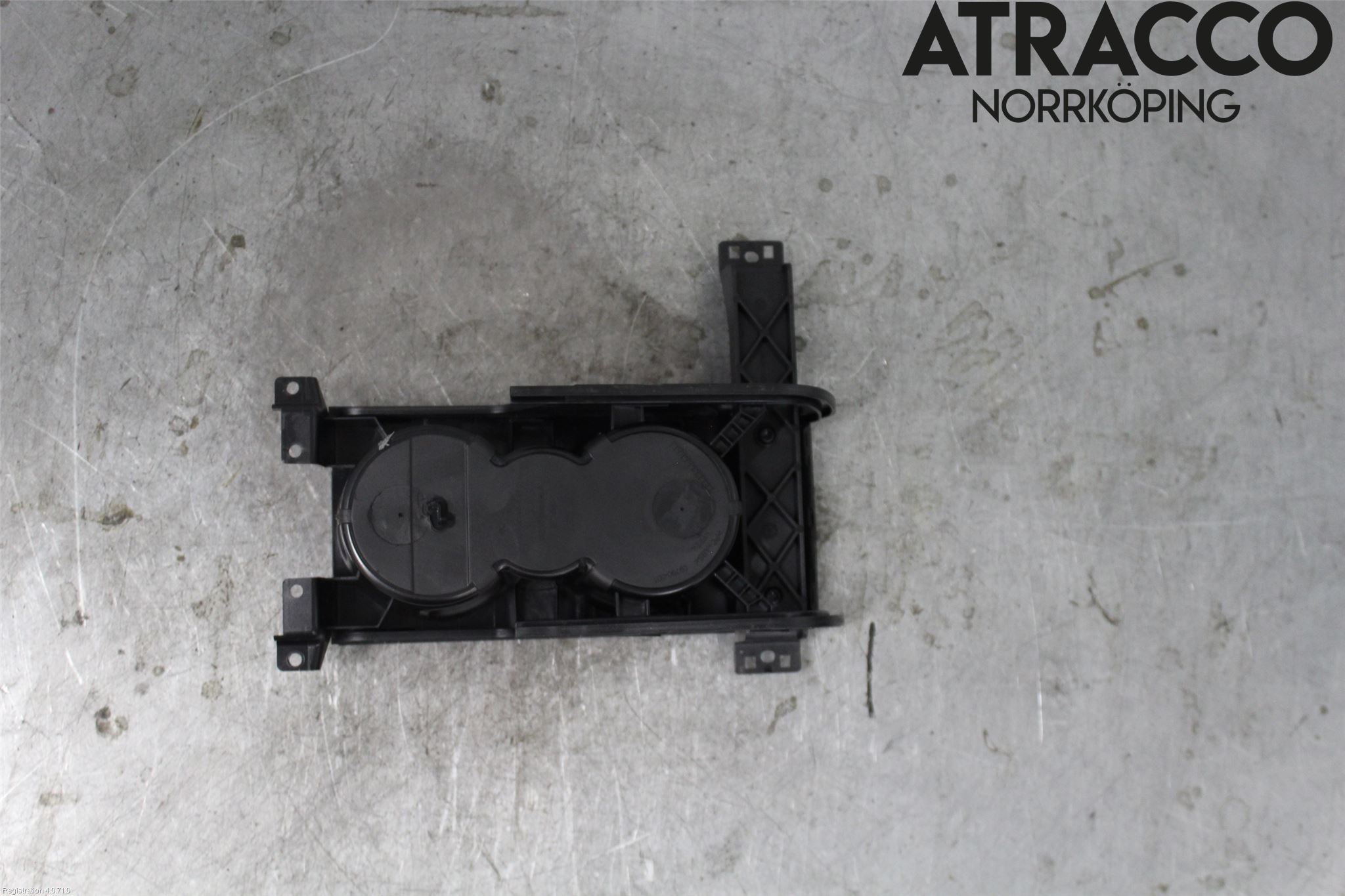 Jaguar F-PACE Mugghållare