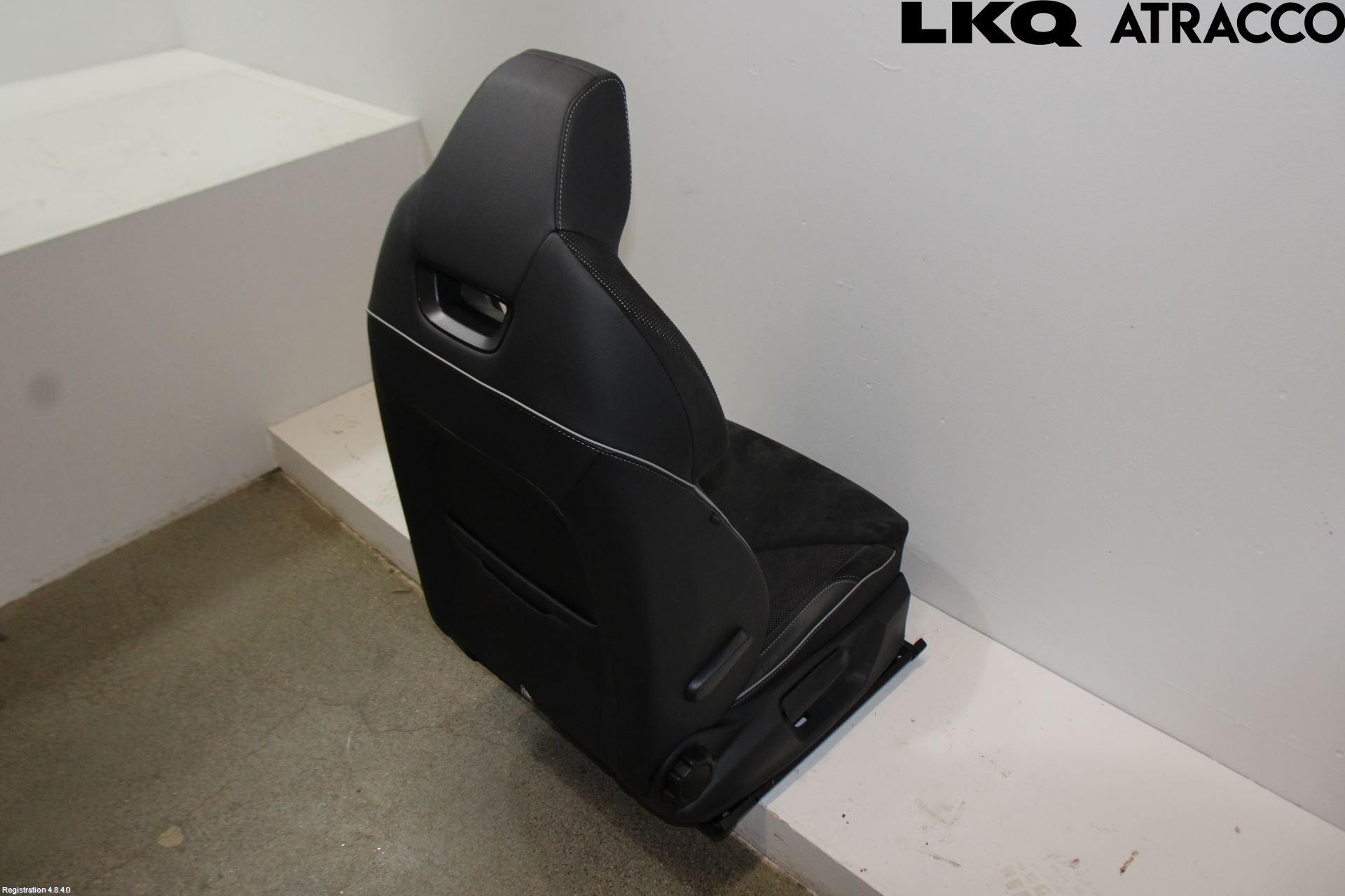 Skoda ENYAQ iV 21- Inredning Stol Fram Hö