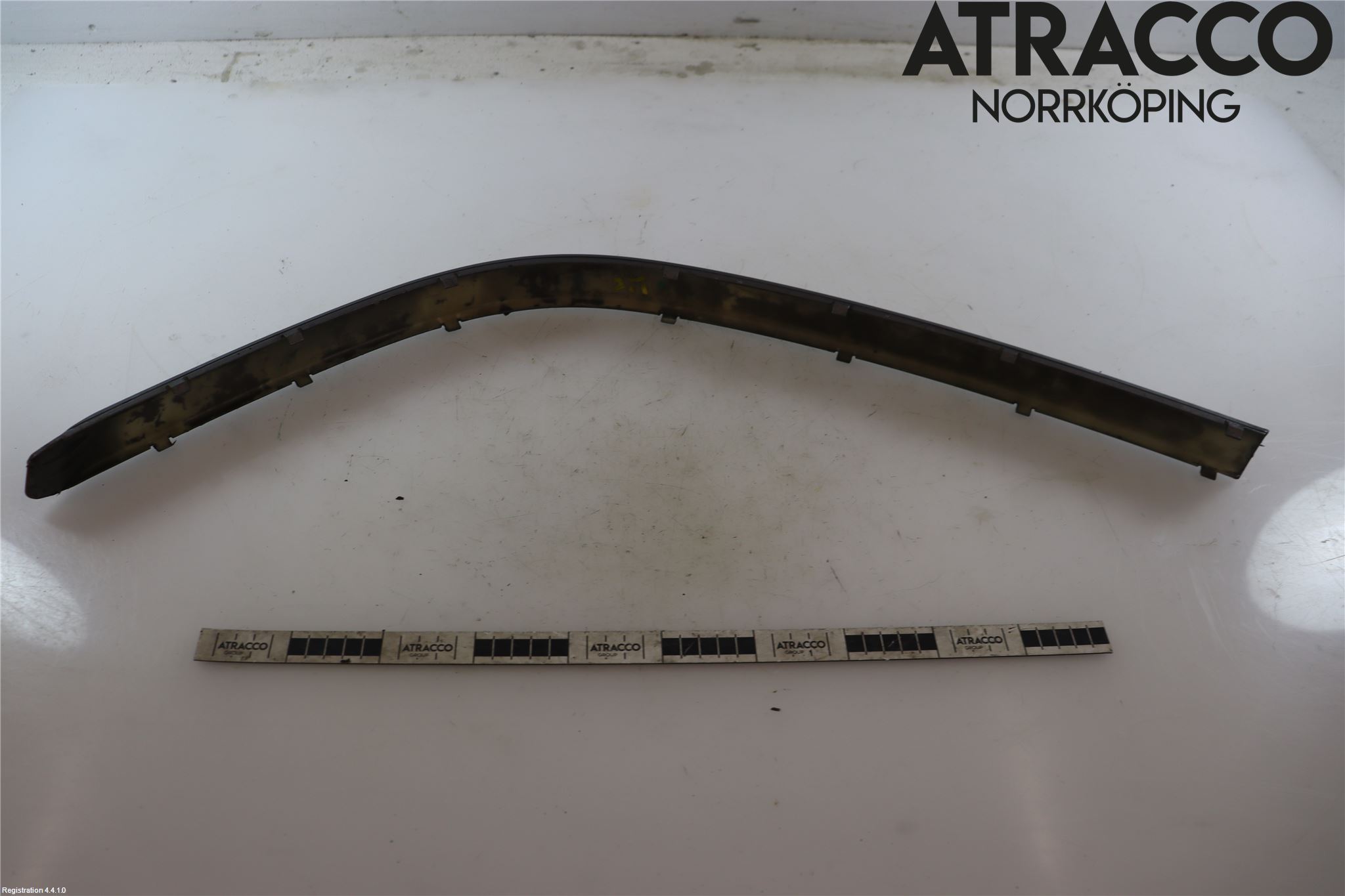 BMW 5 E39 95-04 Stötfångarlist Fram